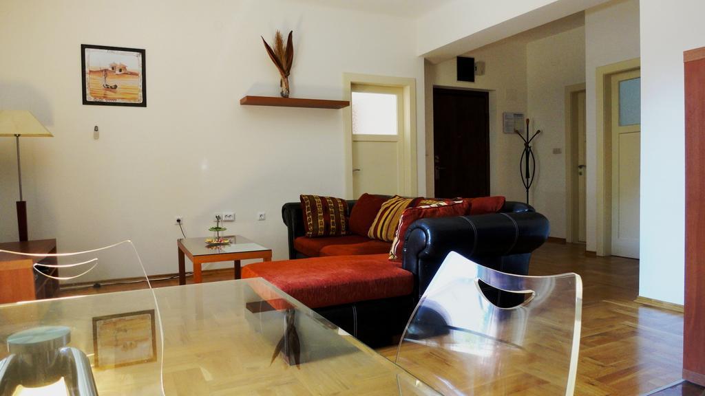 Apartment Luxurious Djuran