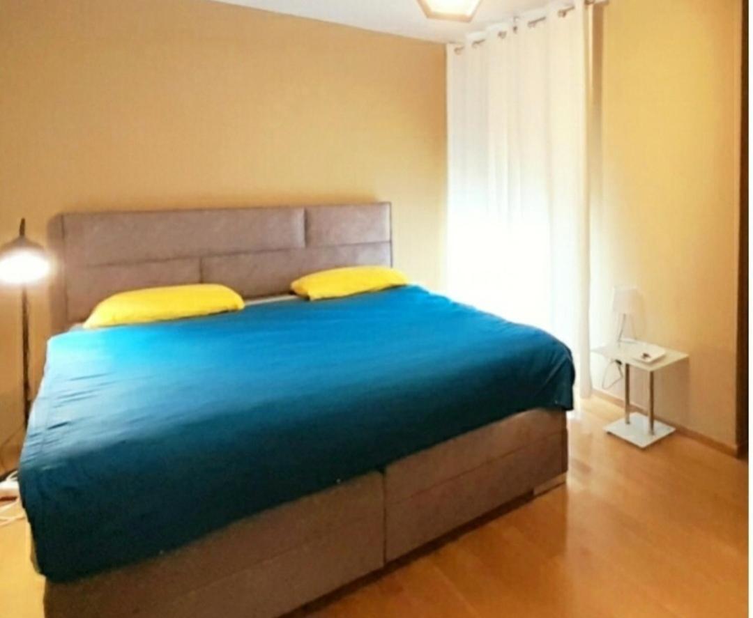Appartement Beautiful Large Apartment, Walk To Beach Split