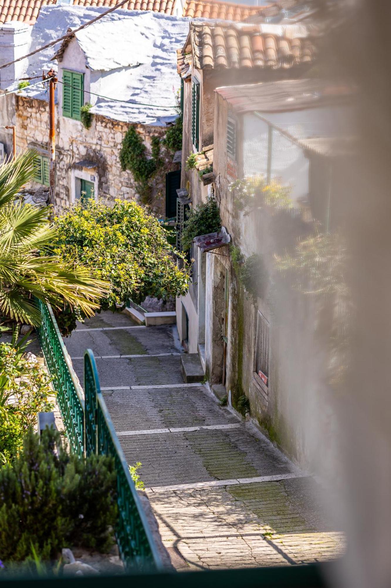 Romantic View Apartment