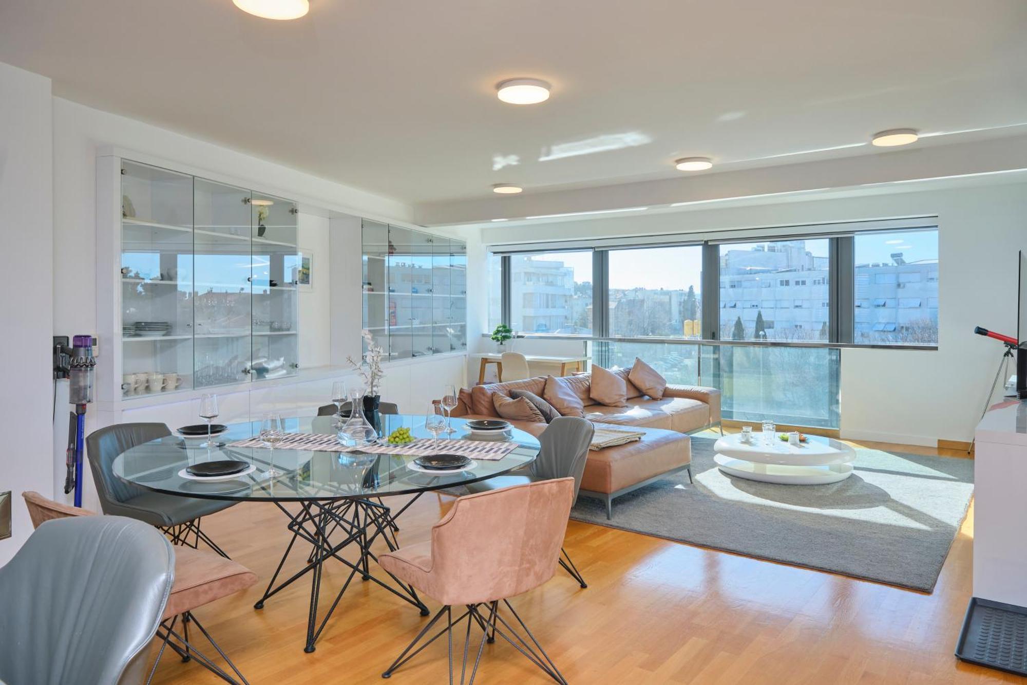 Solstar By Litto Apartment Split