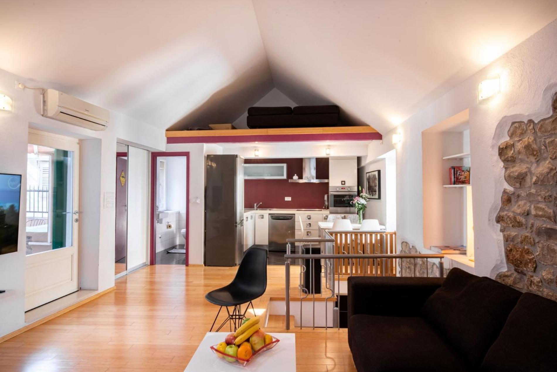 Apartamento Duplex With Terrace In The Centar *
