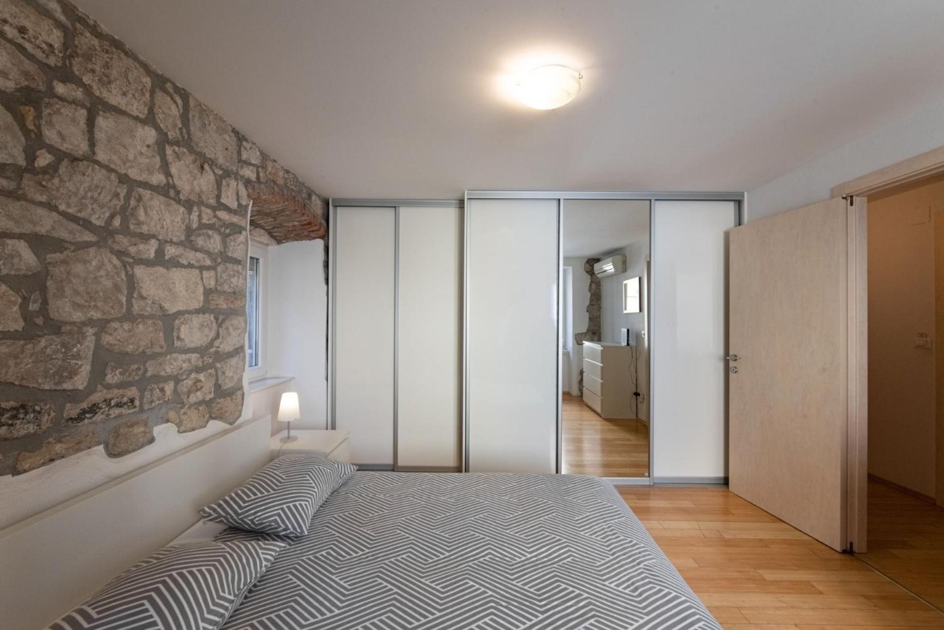 Duplex With Terrace In The Centar Apartamento