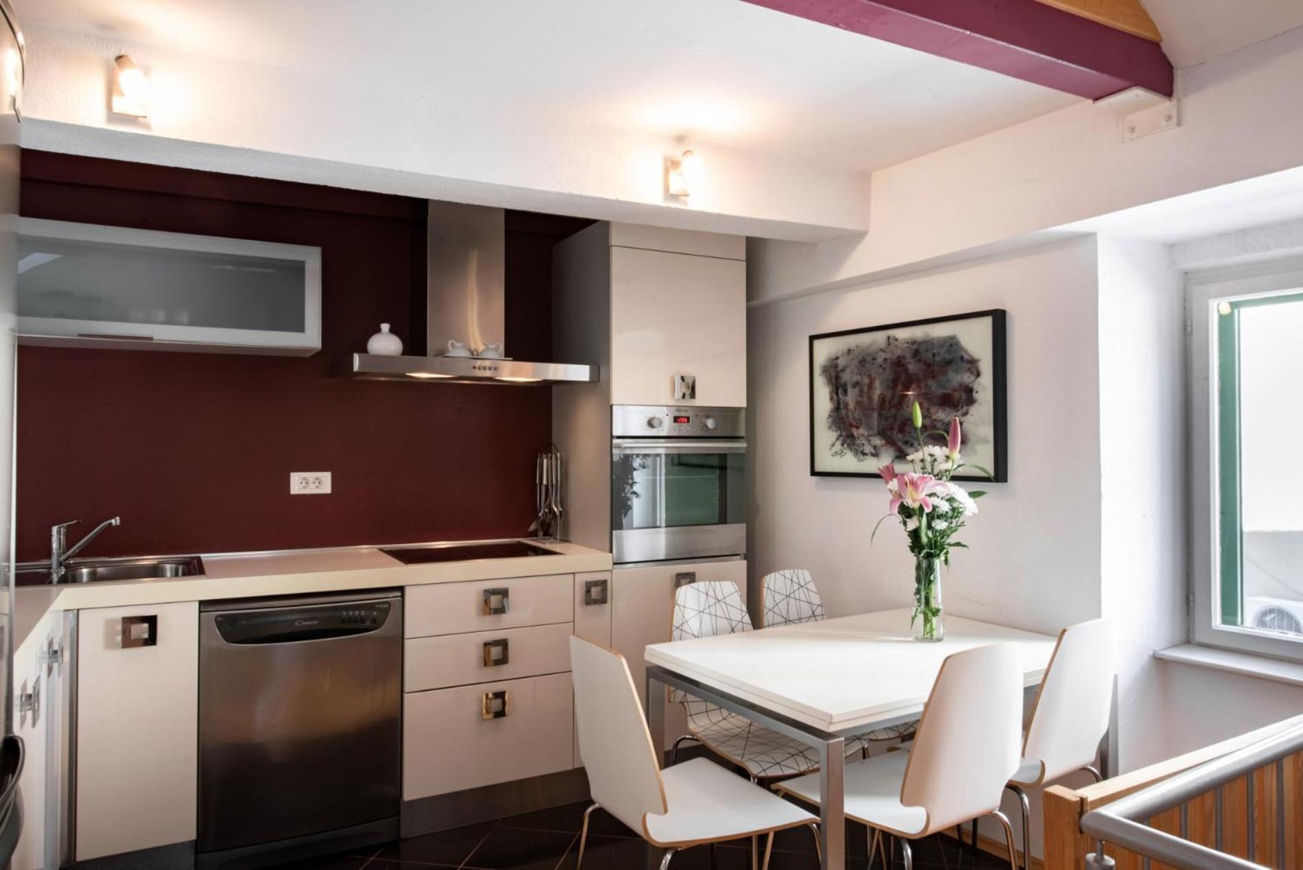 Duplex With Terrace In The Centar * Split