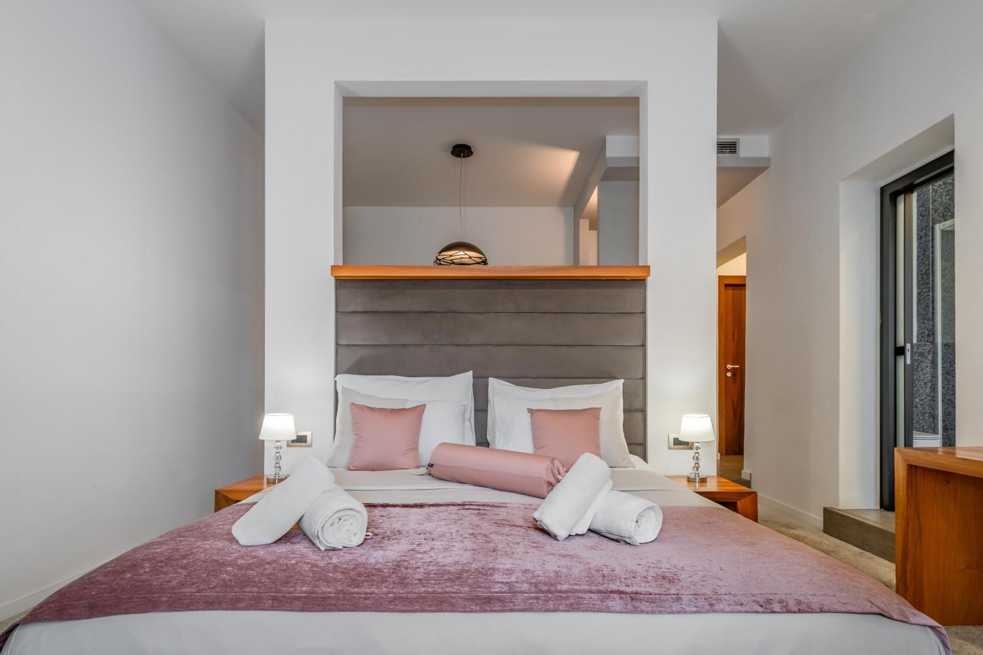 Starlight Luxury Acomodação com café da manhã  4*