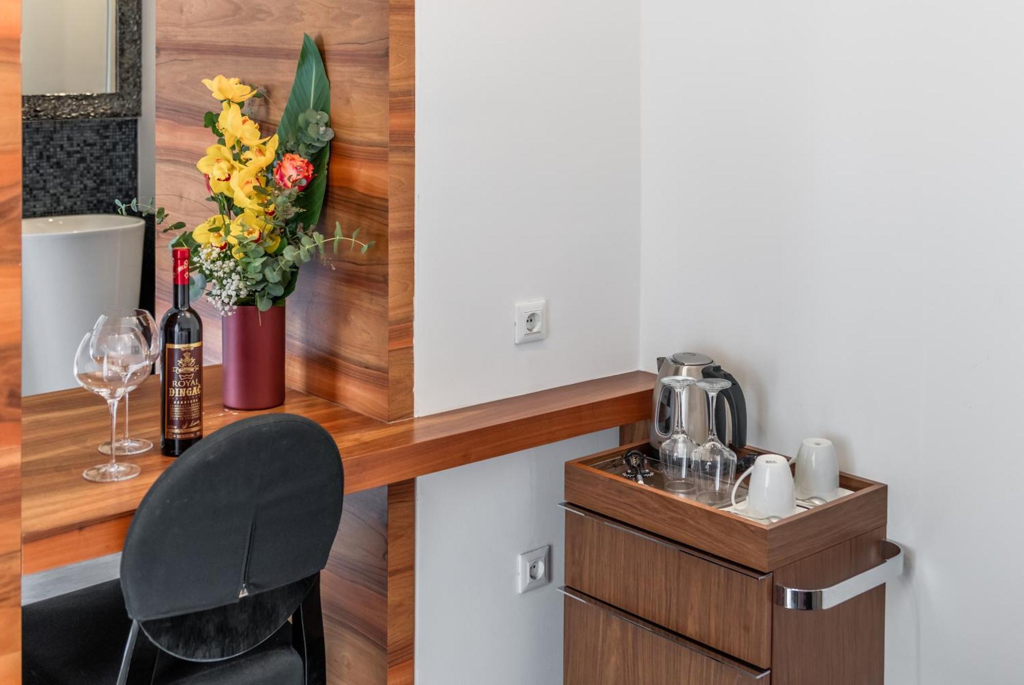Starlight Luxury Acomodação com café da manhã  4*