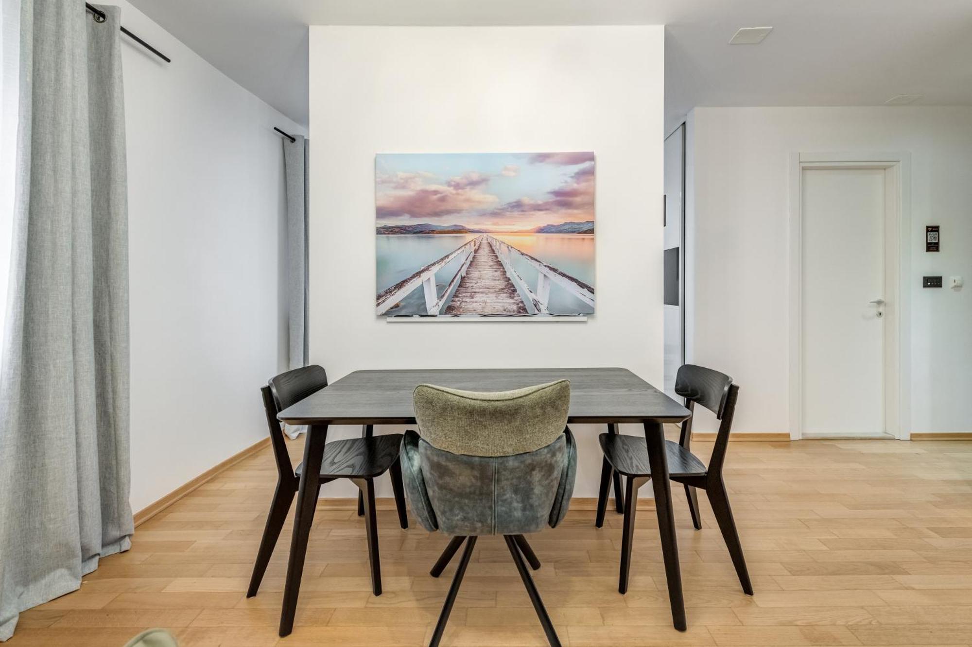 385 Luxury Appartement Split