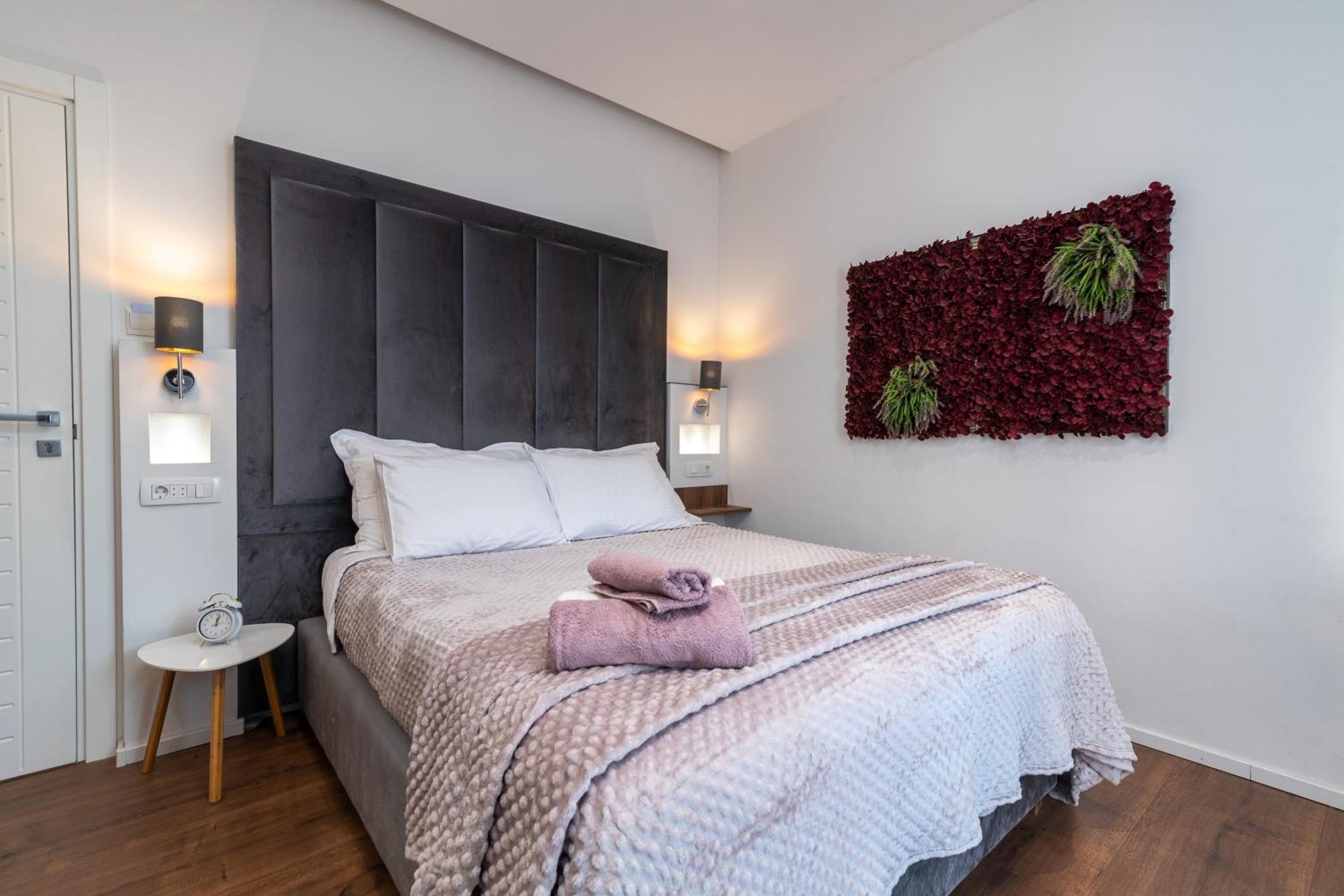 Antares Luxury