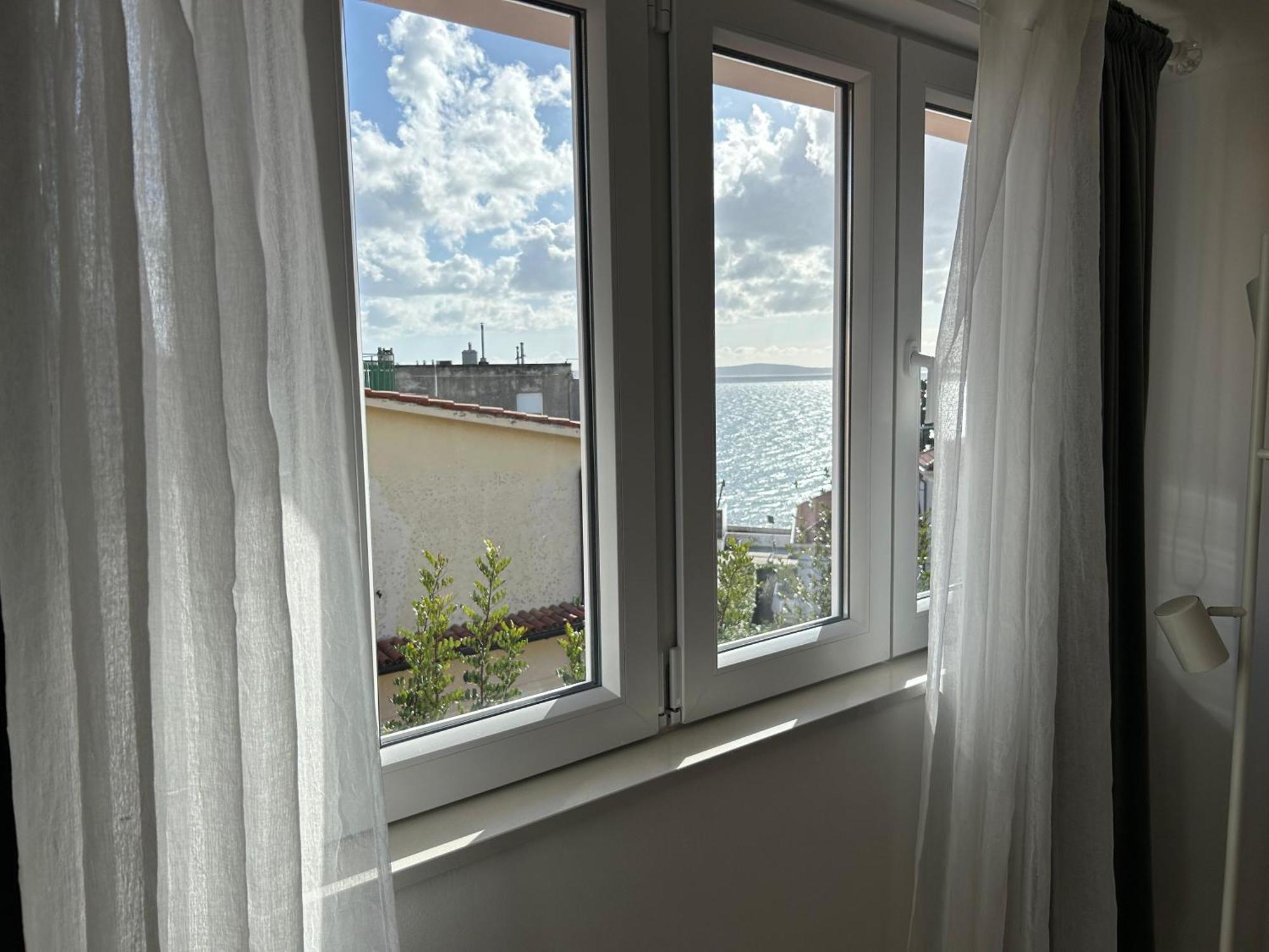 Apartamento Penthouse Bavis - Brand New Luxurious 3-br - Location In The Center Next To The - Sea View - Buralux Properties