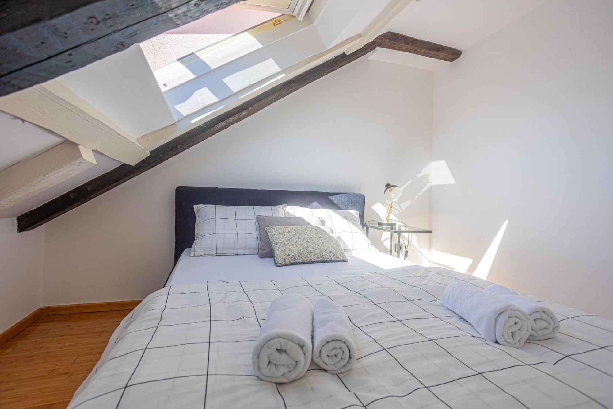 Luxattic Apartment Split