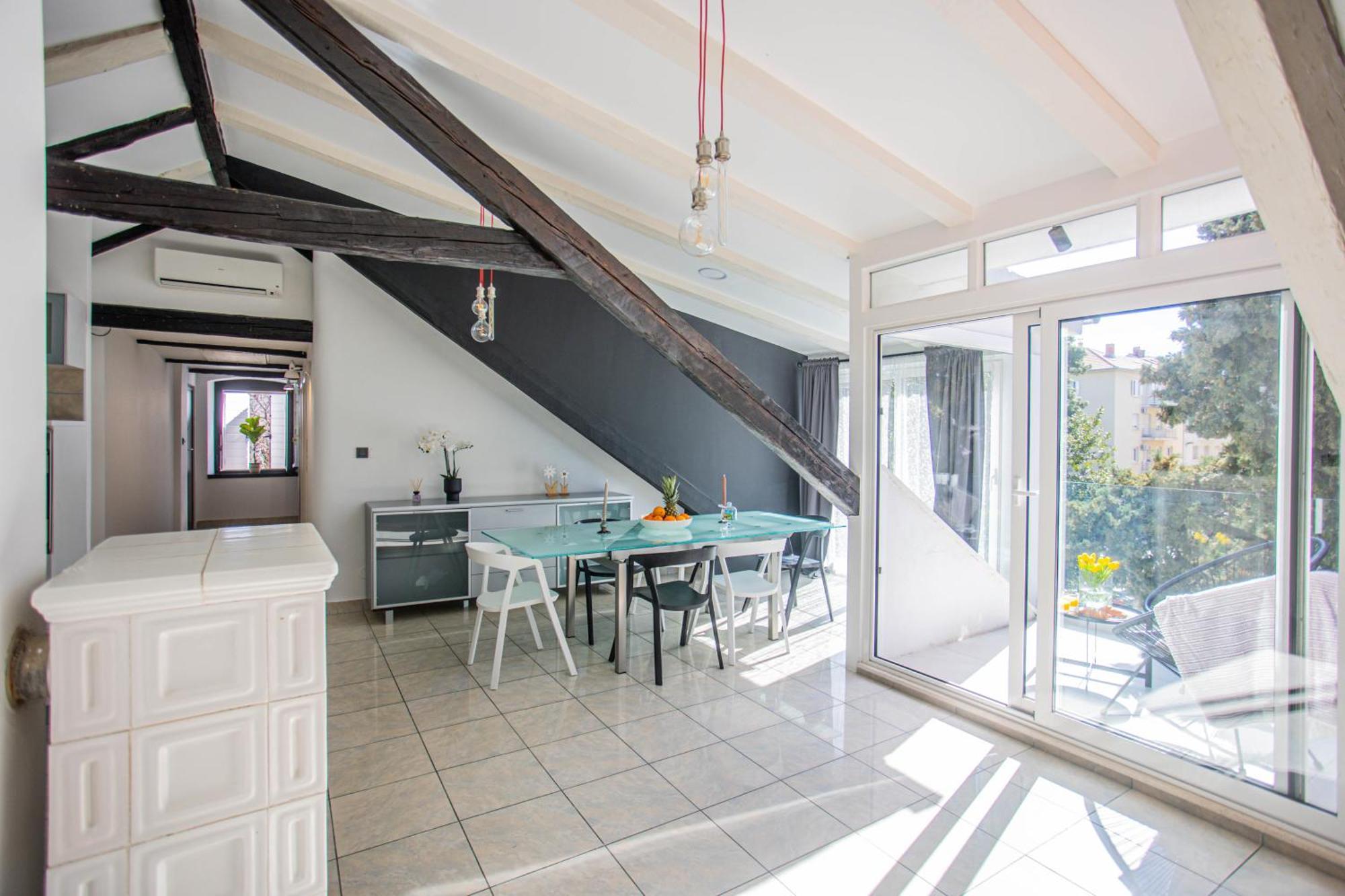 Luxattic Appartement *