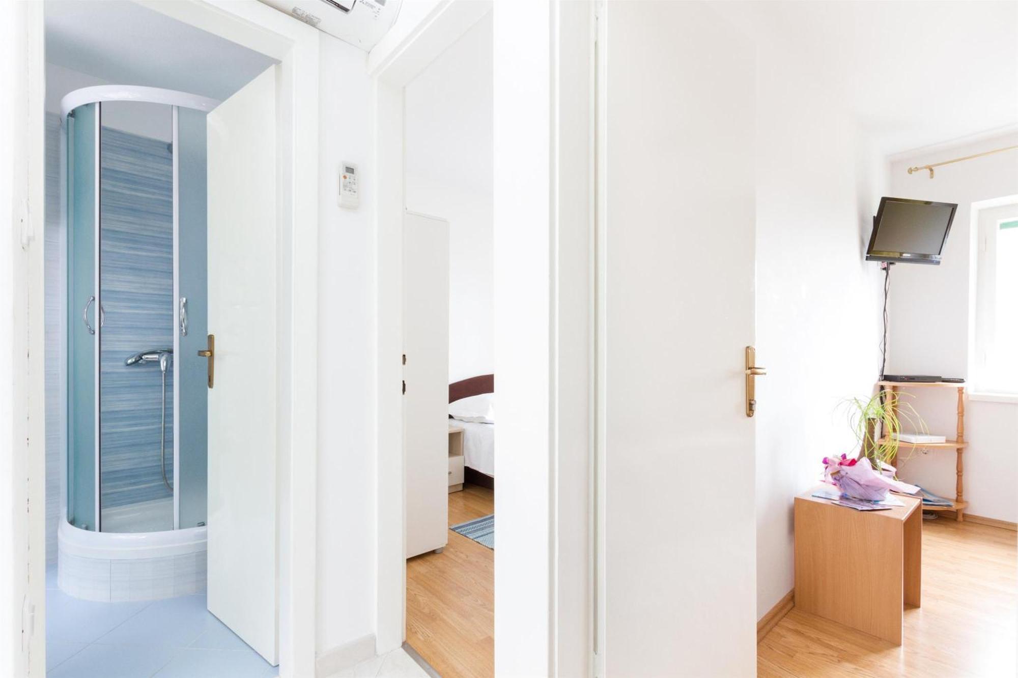 Apartment Varosanka Split