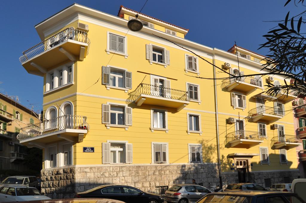 Apartamento Deluxe & Sarella Split