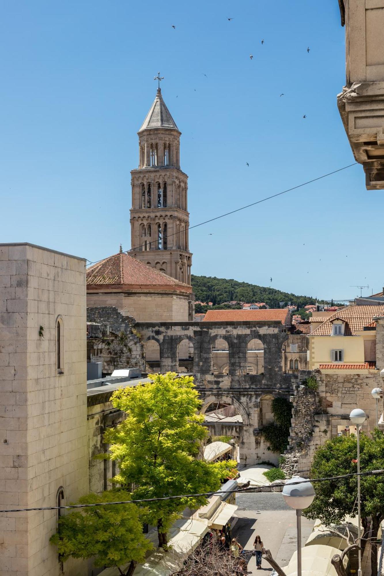 Palace Porta Argentea Apartment Split