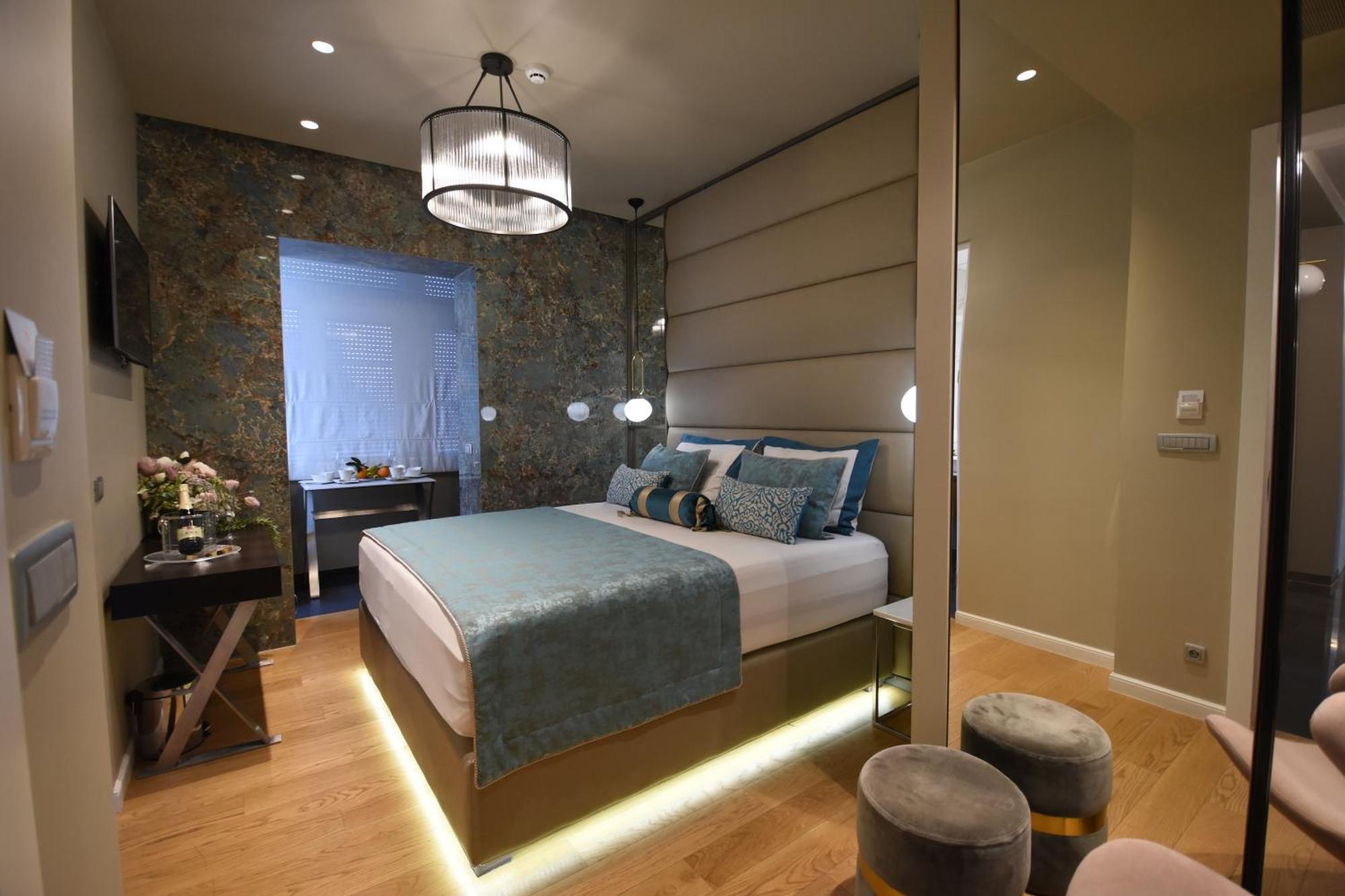 Luxury Fortuna Apartment