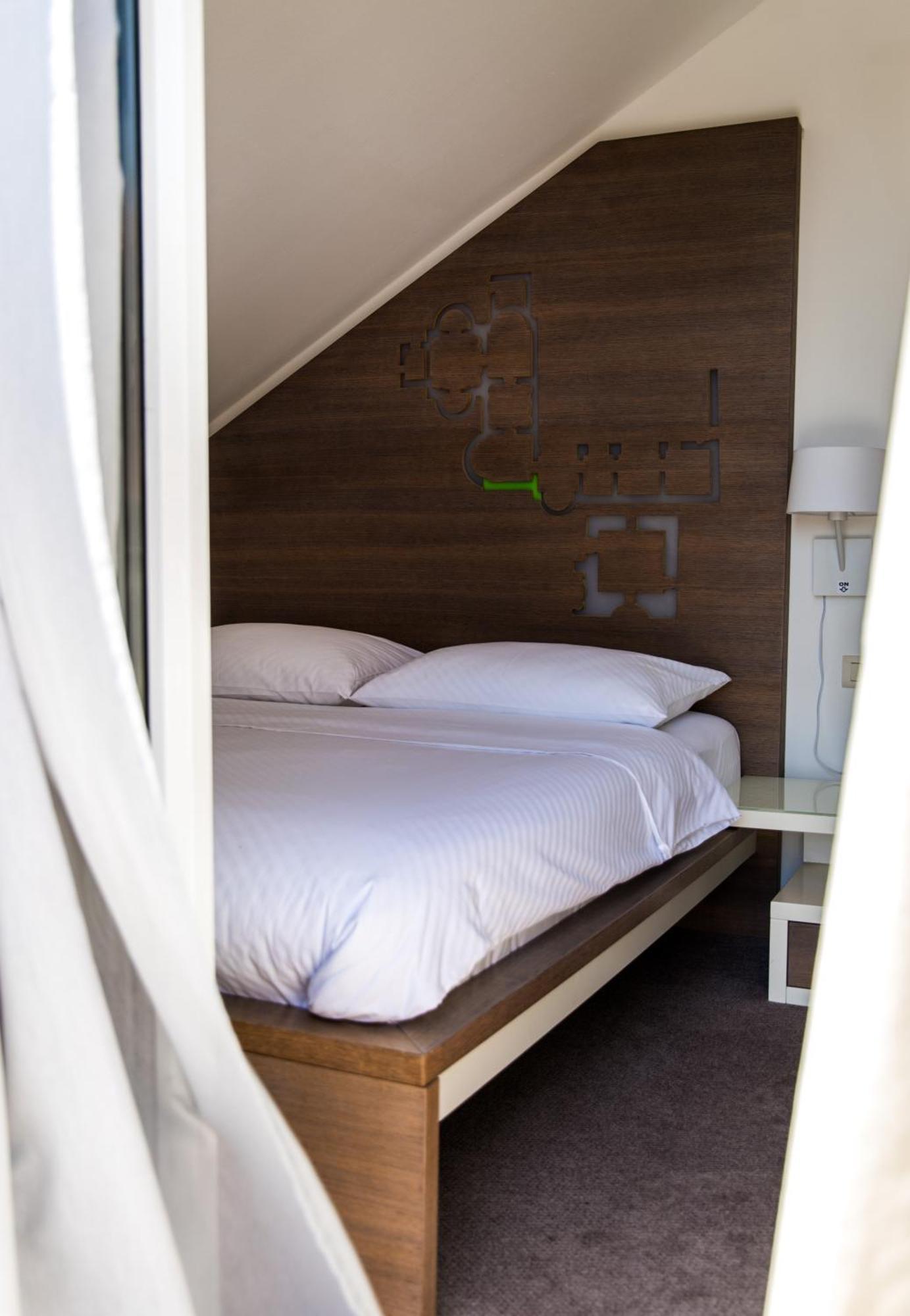 Slavija Culture Heritage Hotel