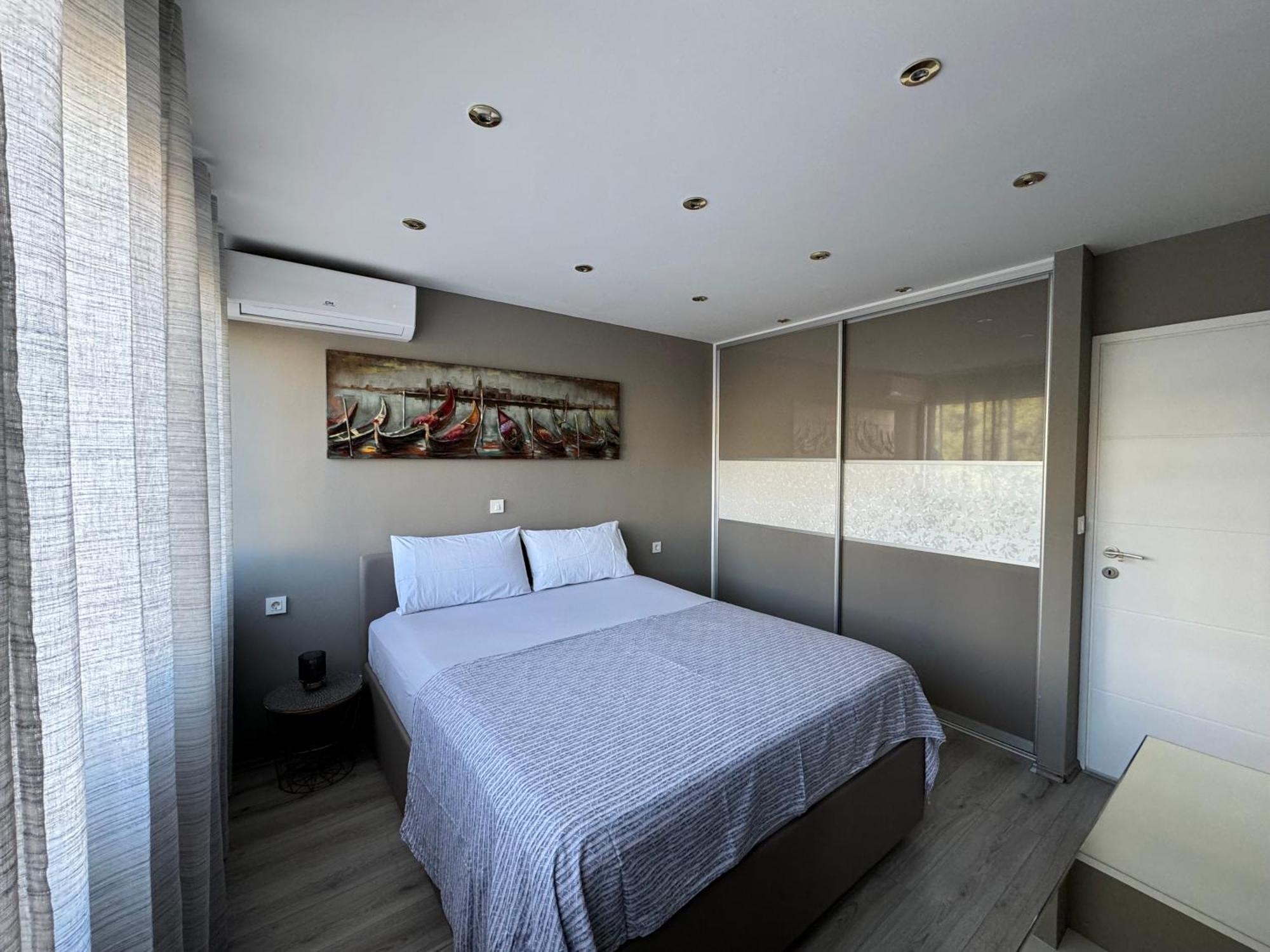 Appartement Astra With Private Parking *
