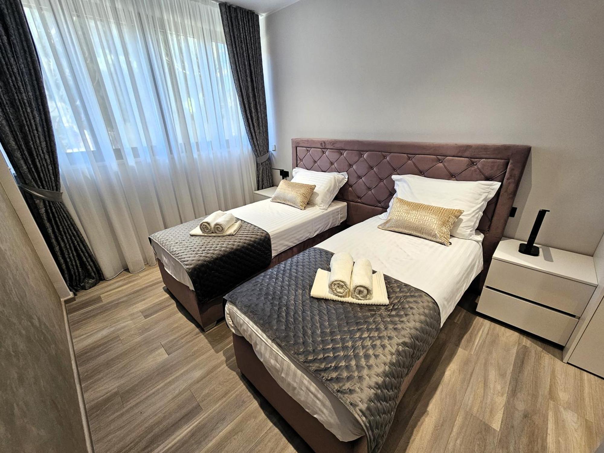 Apartment At 8
