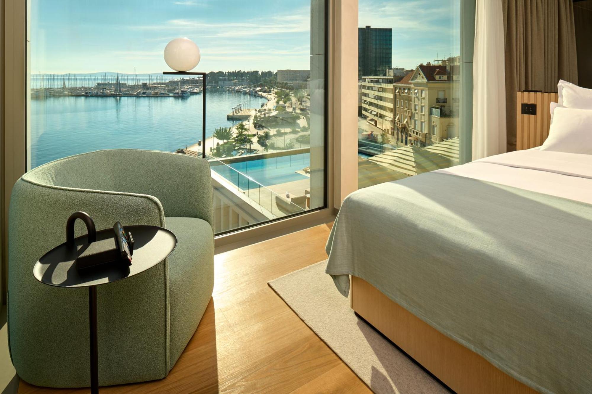 Ambasador Hotel 5*