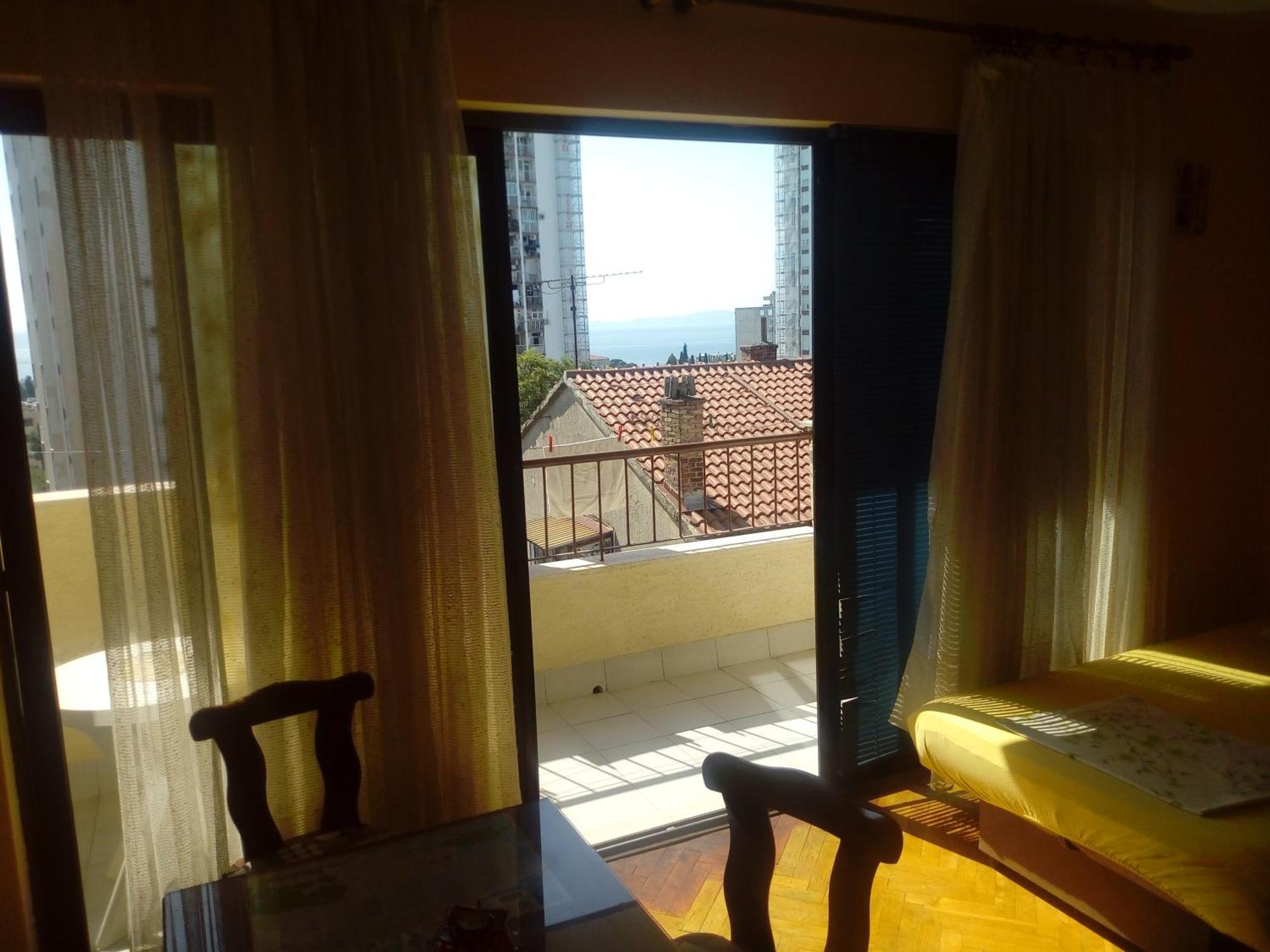 Luka Apartment