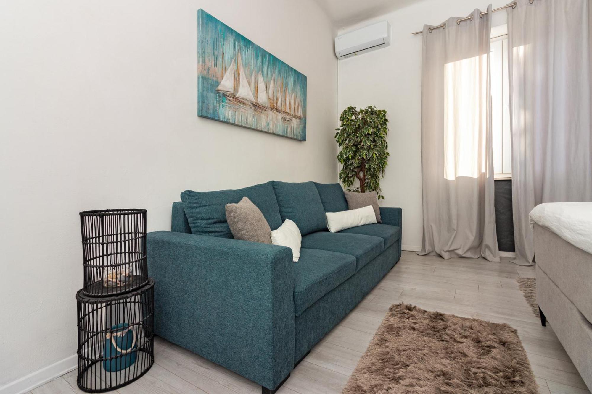 Spacious Center Apartment *