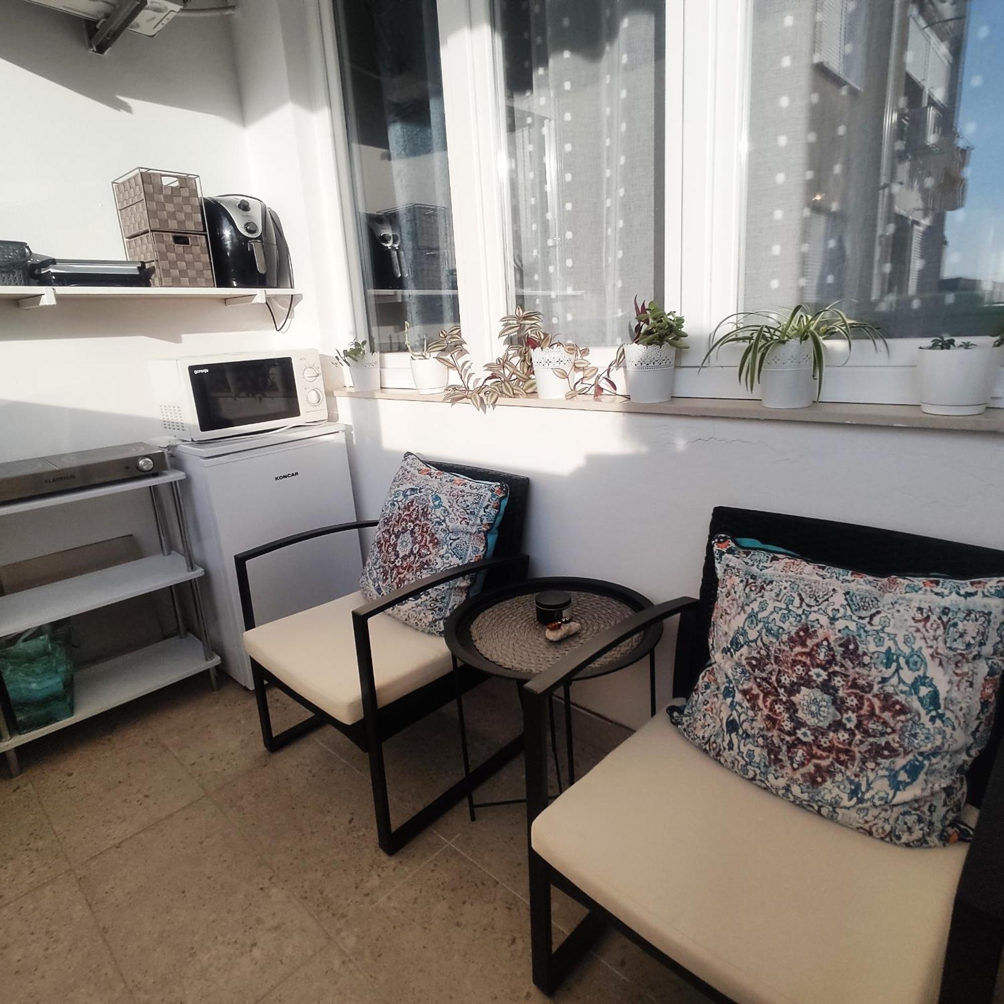 Lovely M&r Apartment *