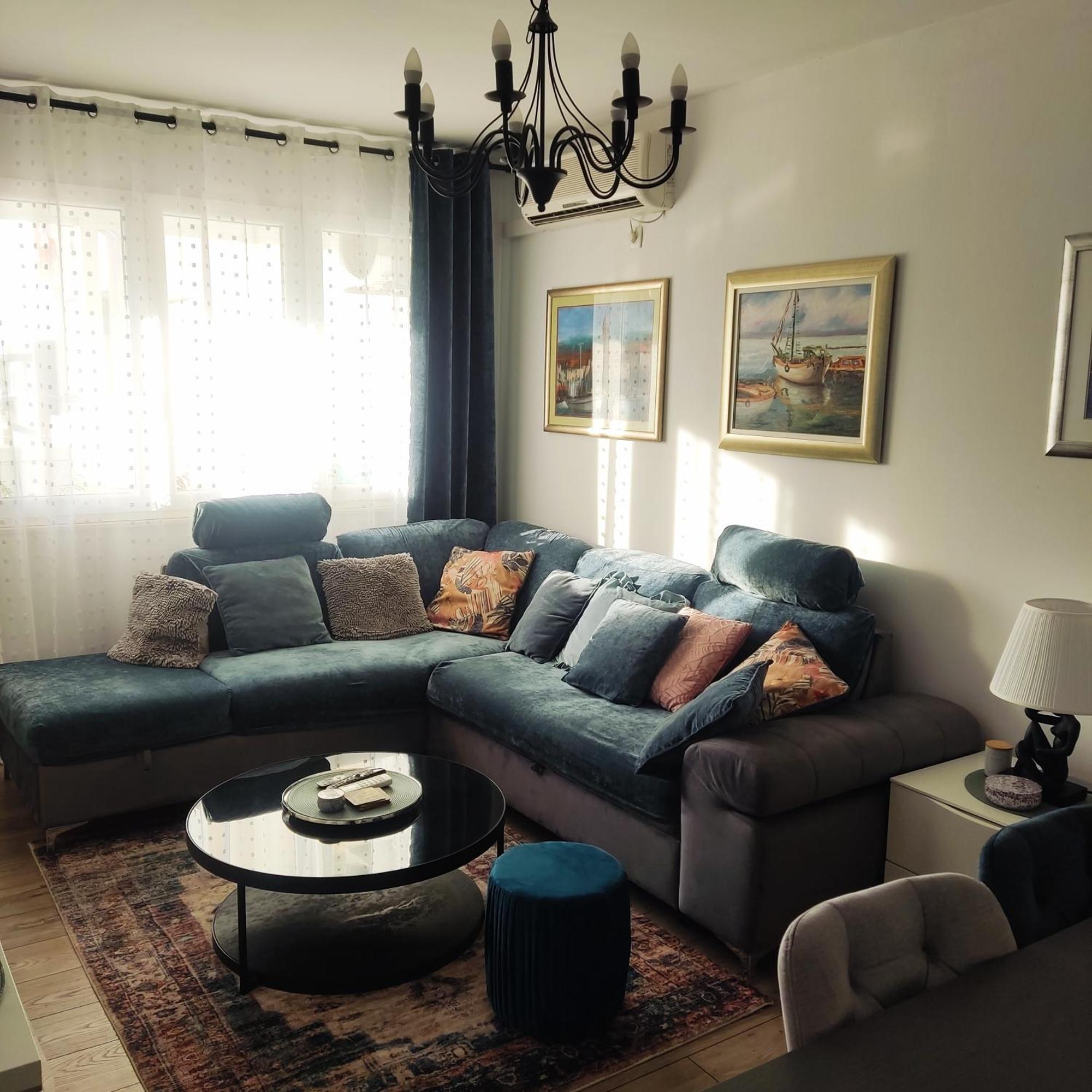Apartment Lovely M&r