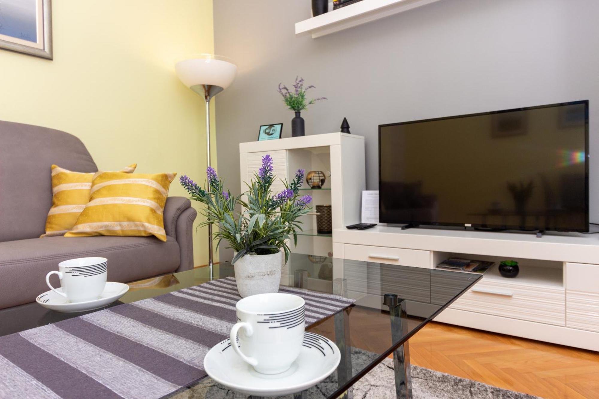 Fortunella Apartment *