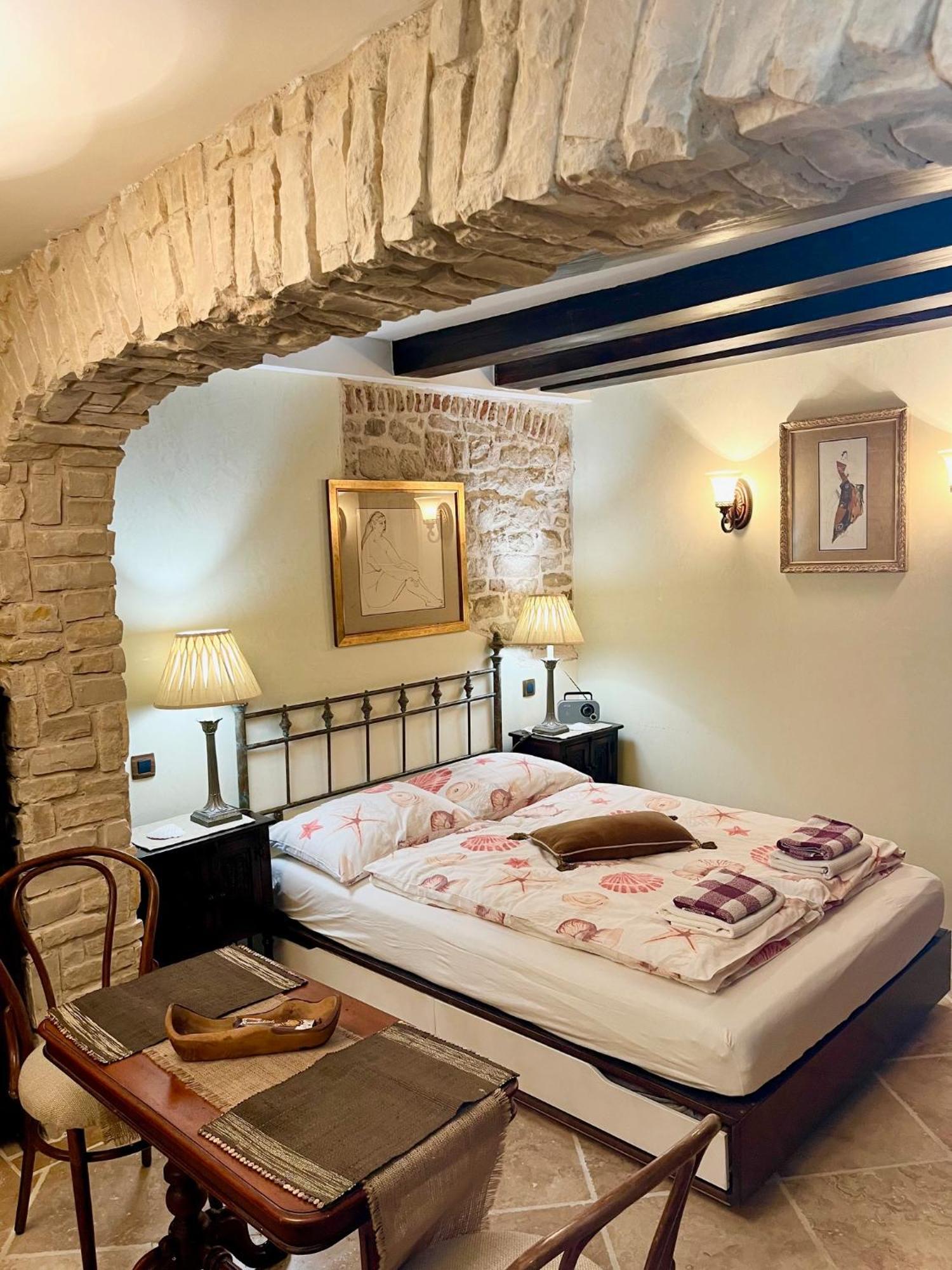 Venus Of The Palace - New Renovated * Split