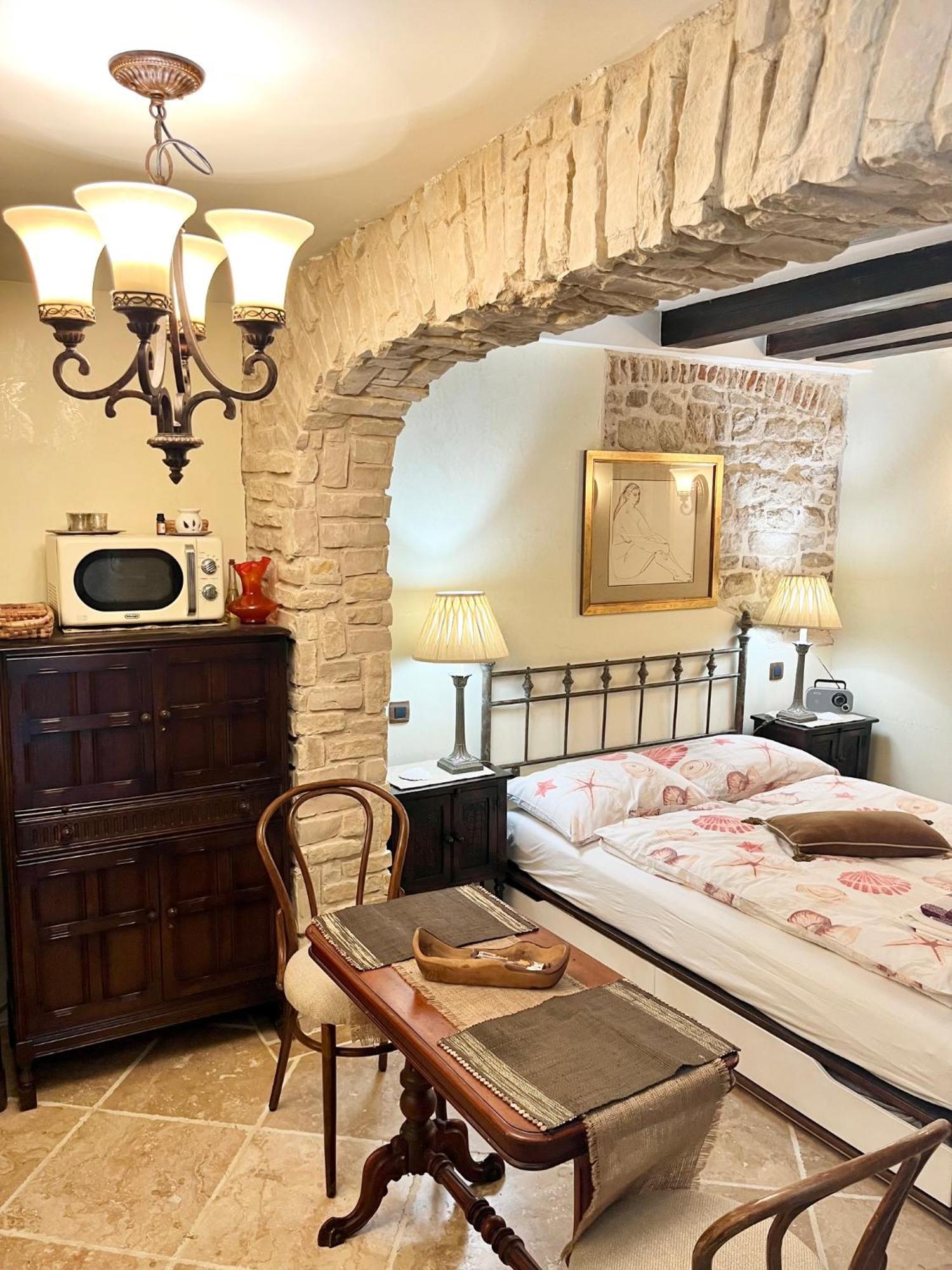 Venus Of The Palace - New Renovated Appartement Split