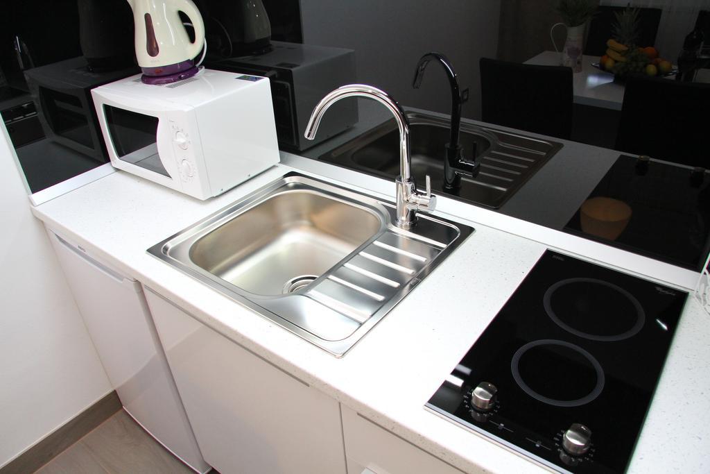 Apartment Studio Mirakul