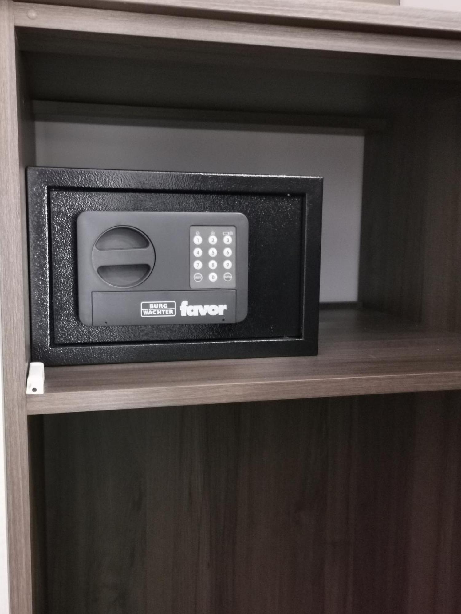 Luxury Galant 1 Apartamento *