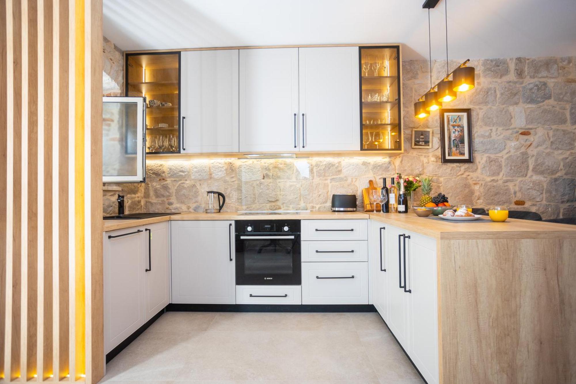 Kamarin Luxury * Split