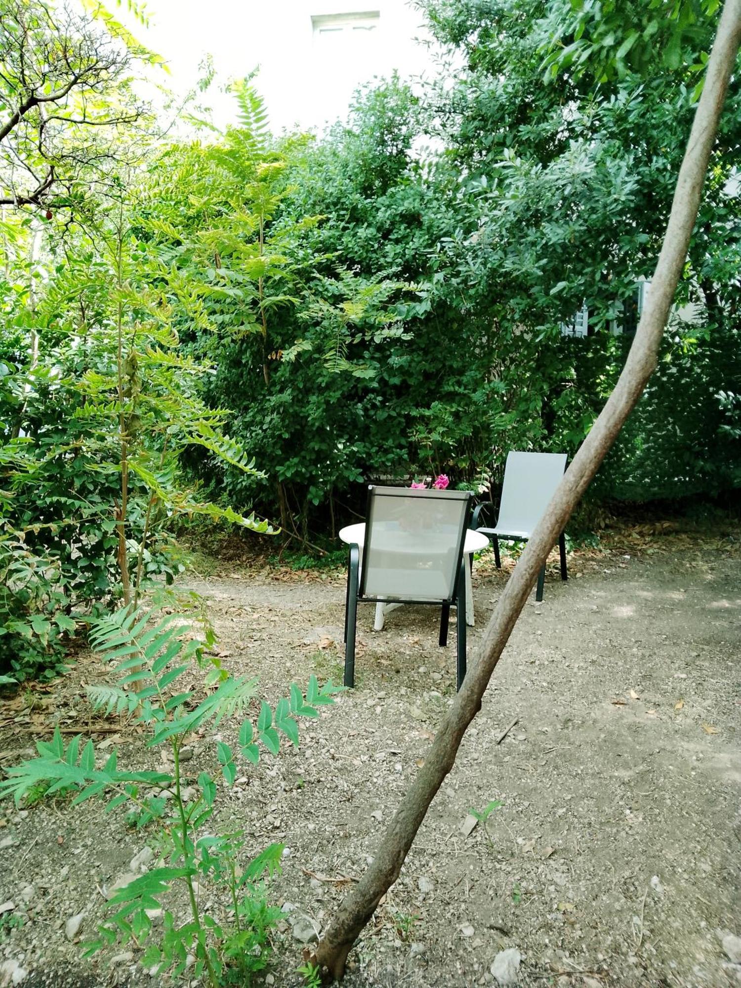 Garden Split