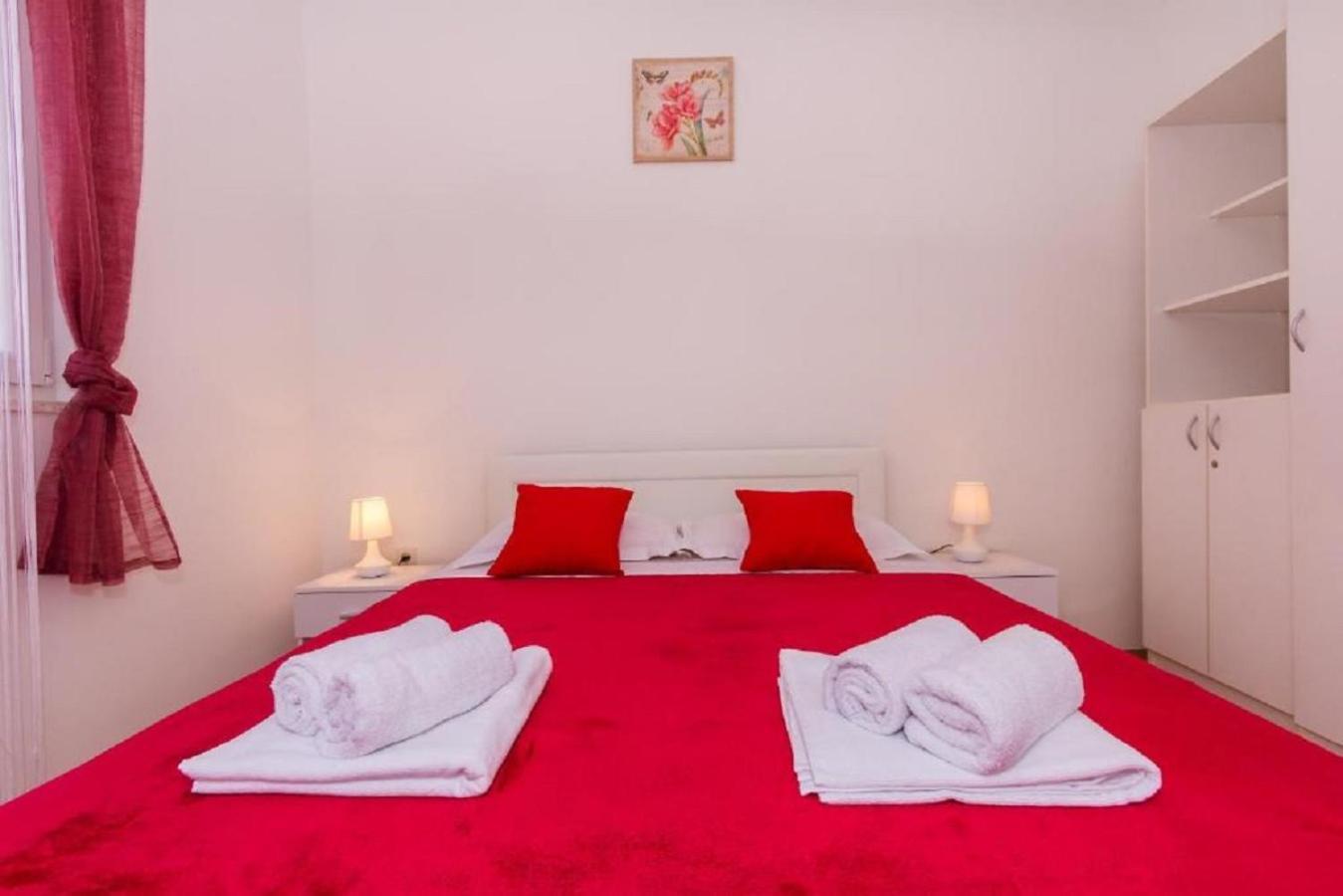Apartment Andela 2bdrs & Free Wifi Split