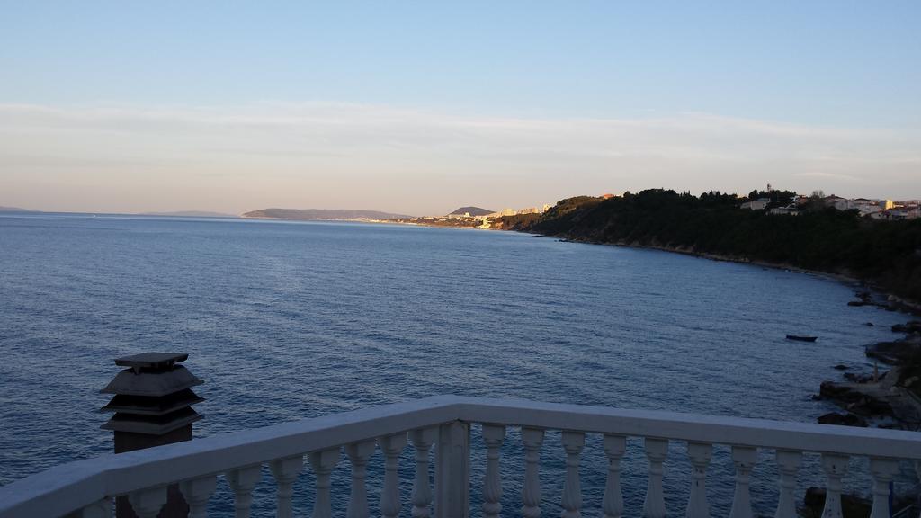 Gevera * Split