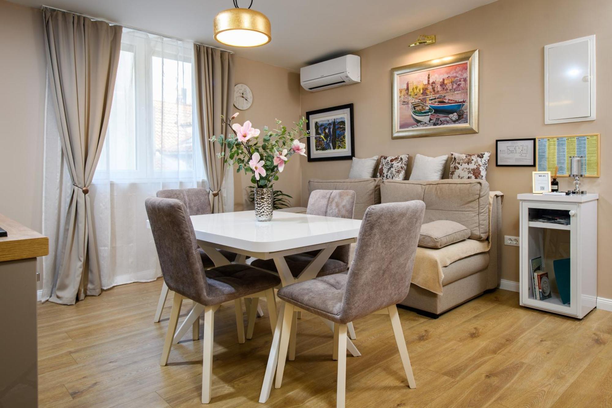 Luxury Pjaca Splendida In Apartment Split
