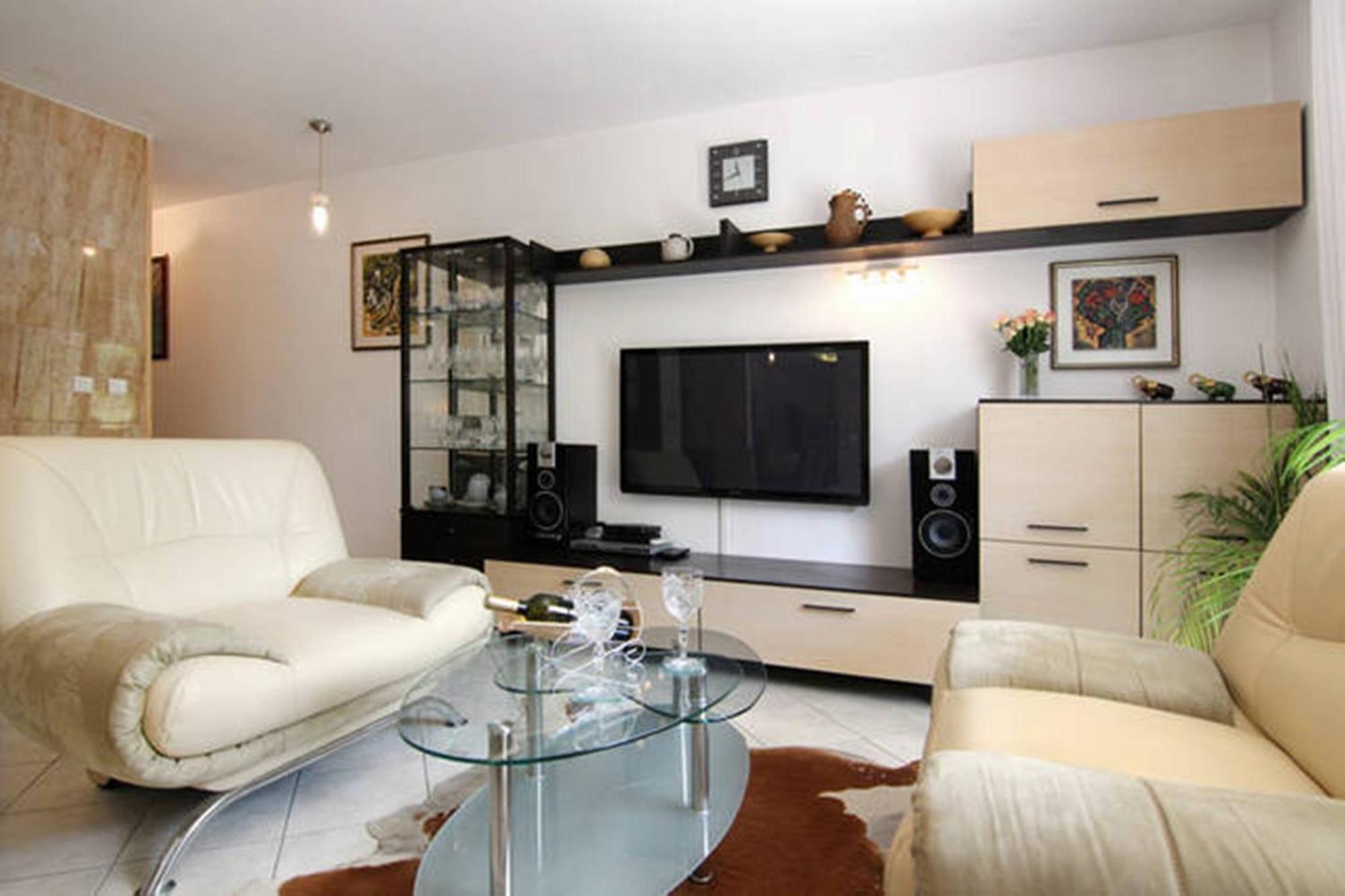 Duplex 3 With Garden And Garage Near To Apartment