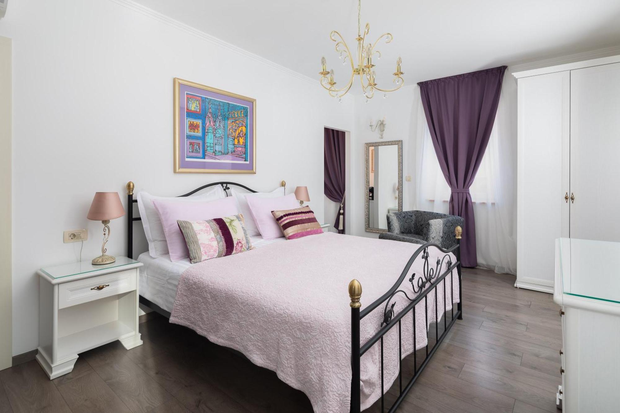 Romantic Luxury