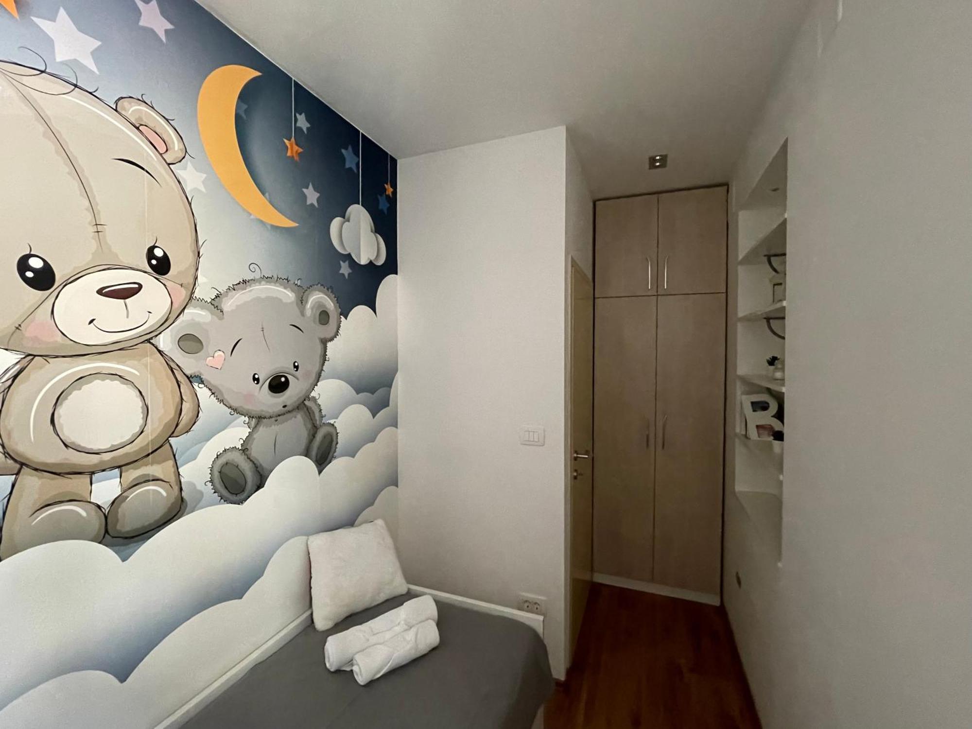 “jelin Dvor” 3+2, Bacvice, Apartment