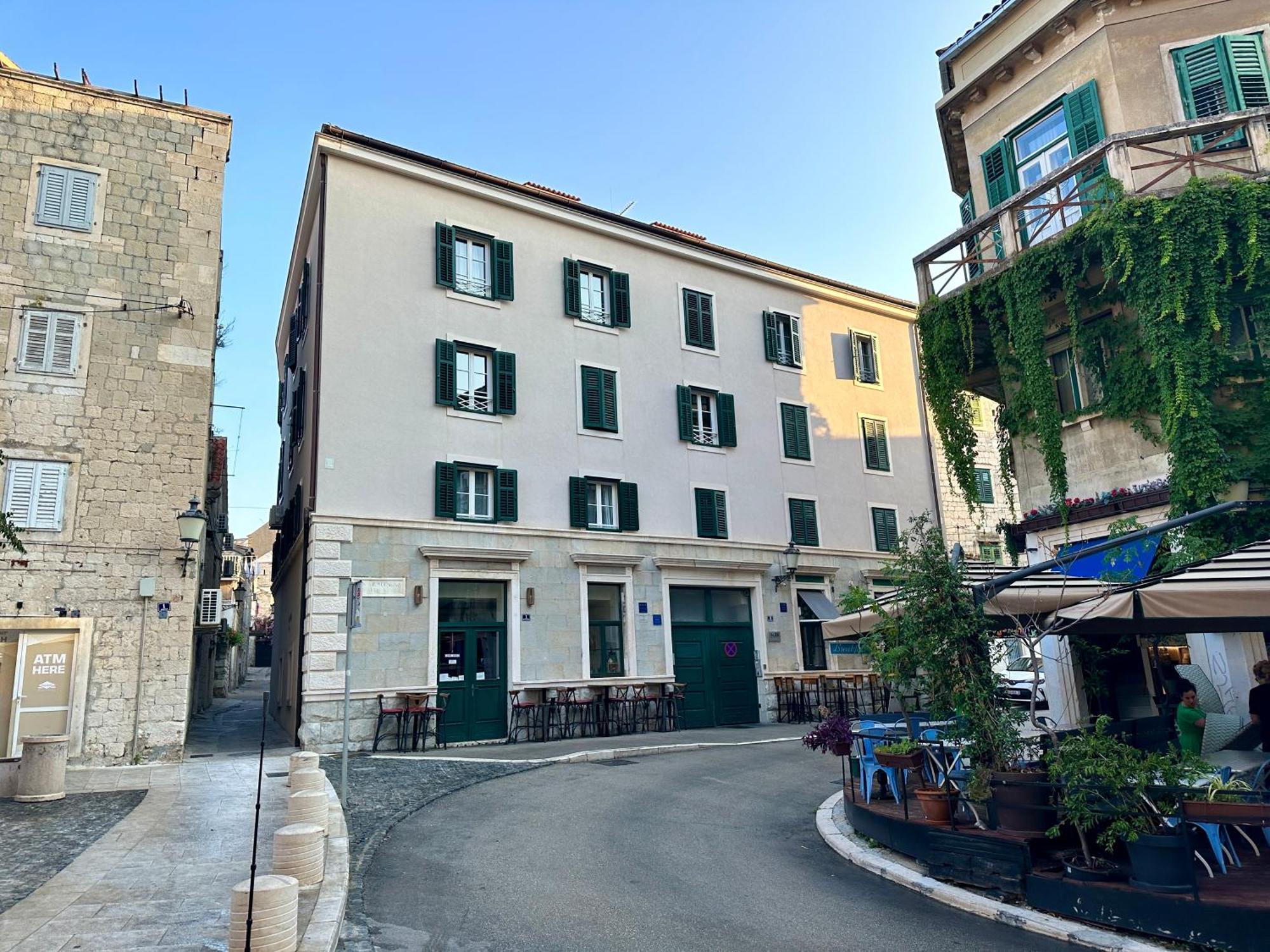 385 Luxury Appartement Split