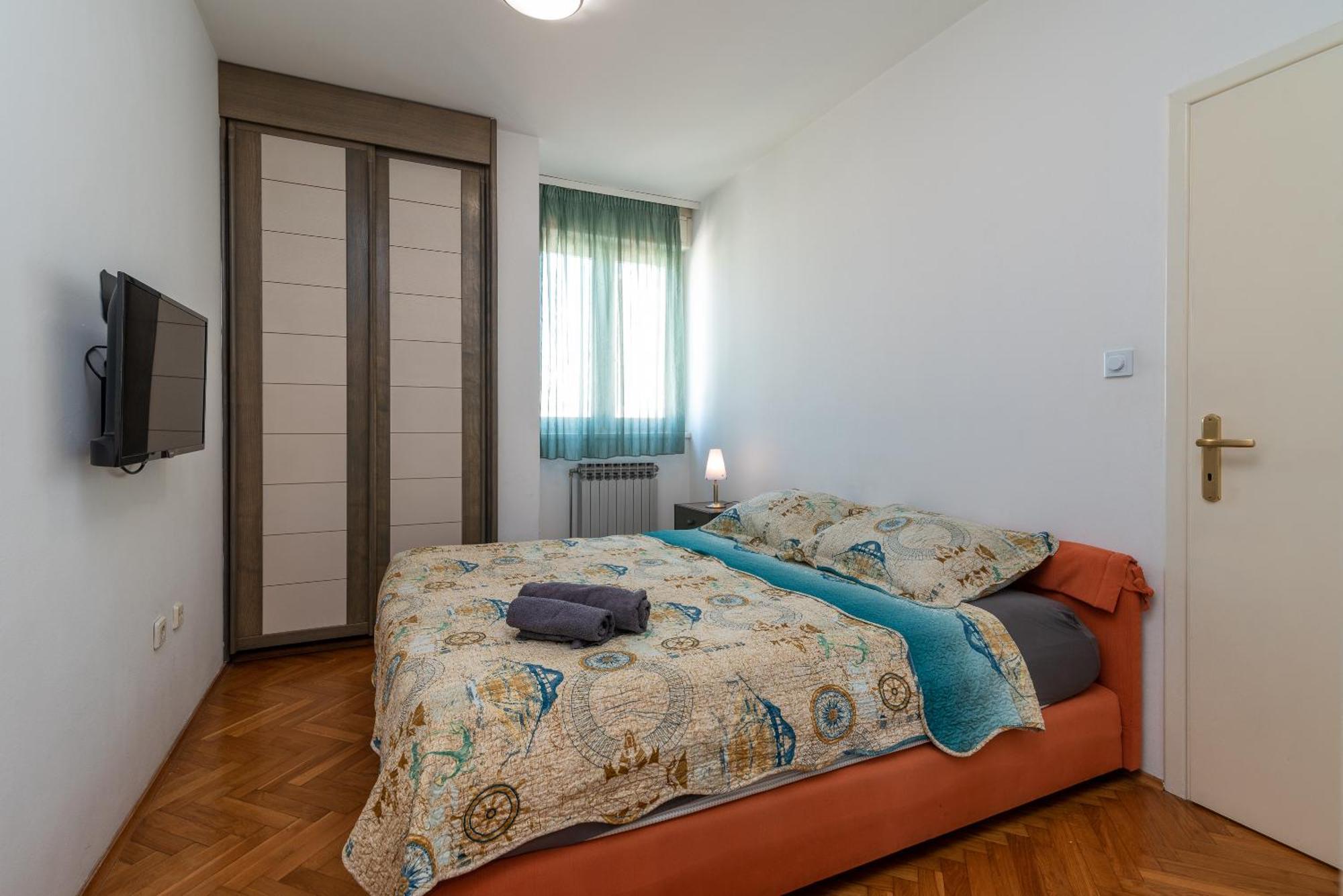 Apartment Luxury Overlooking The