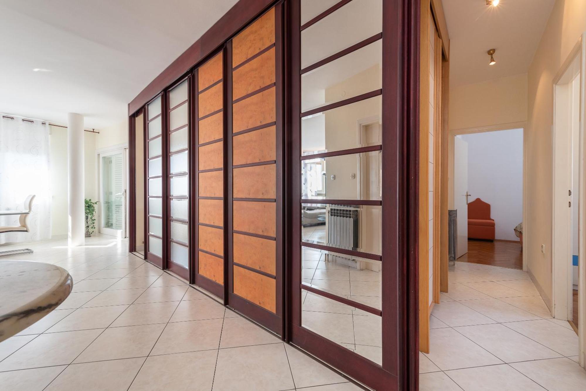 Apartment Luxury Overlooking The