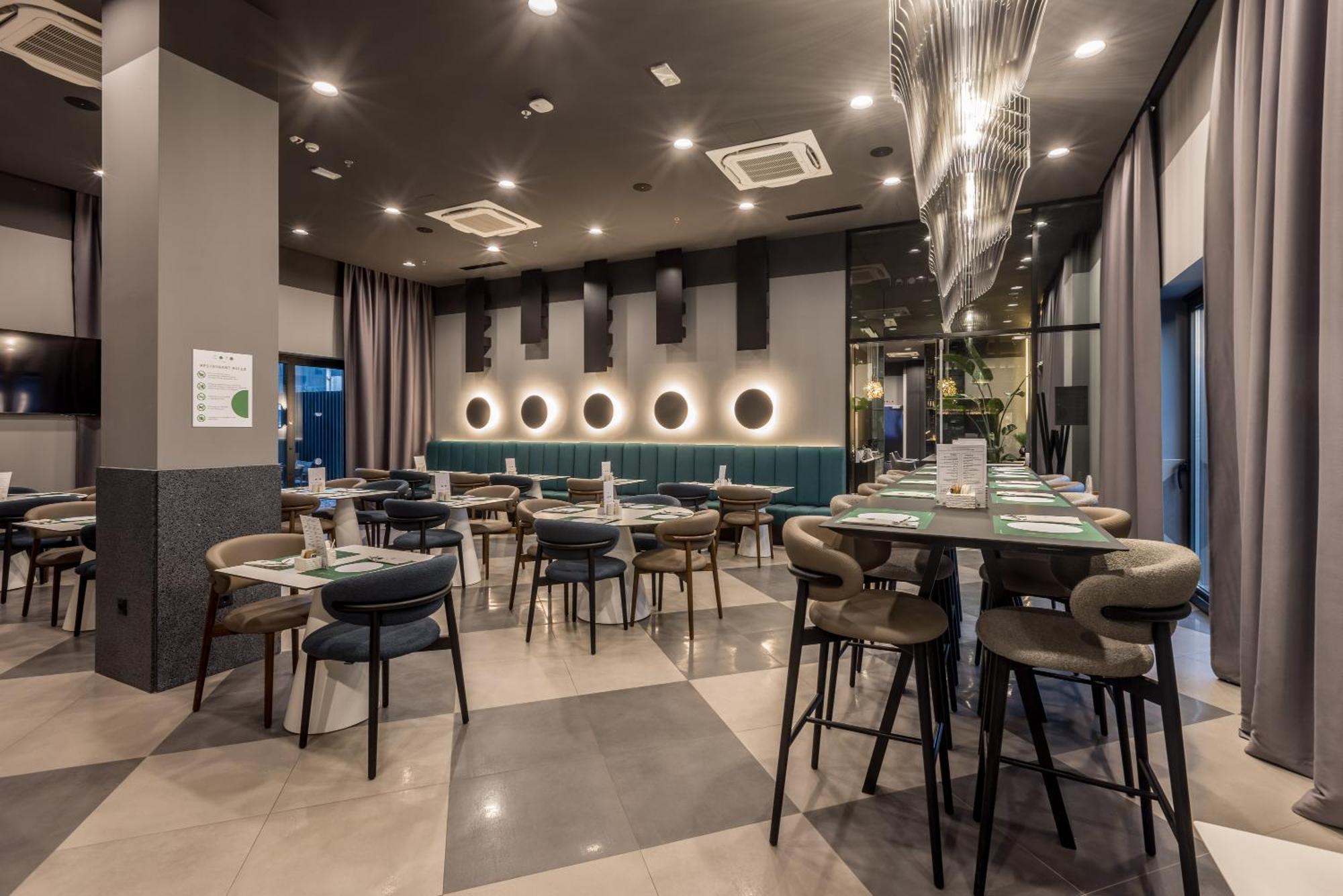 Cora Hotel 4*