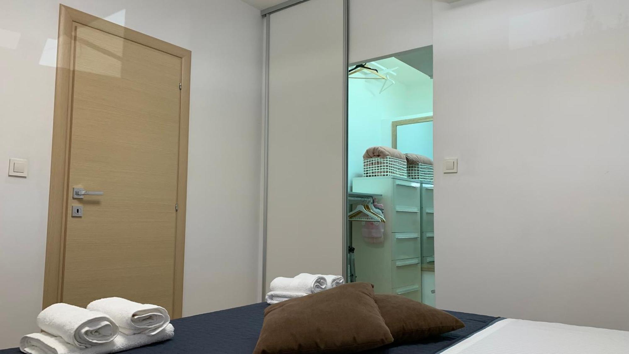 Apartment Mm - 5 Min By Car To The & Center - Free Public Parking