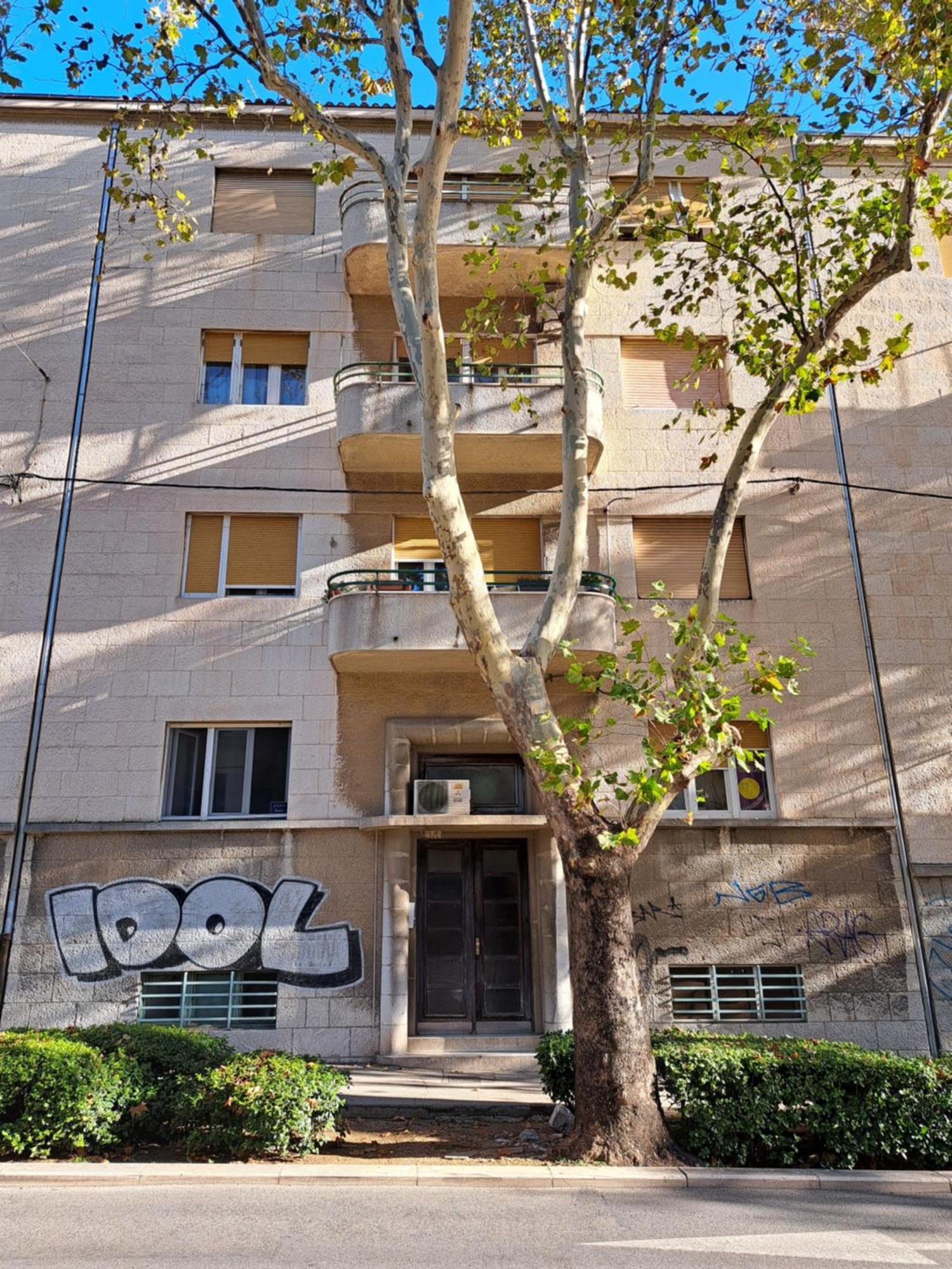 Emaus Garden - Center & 2 Bth Apartman