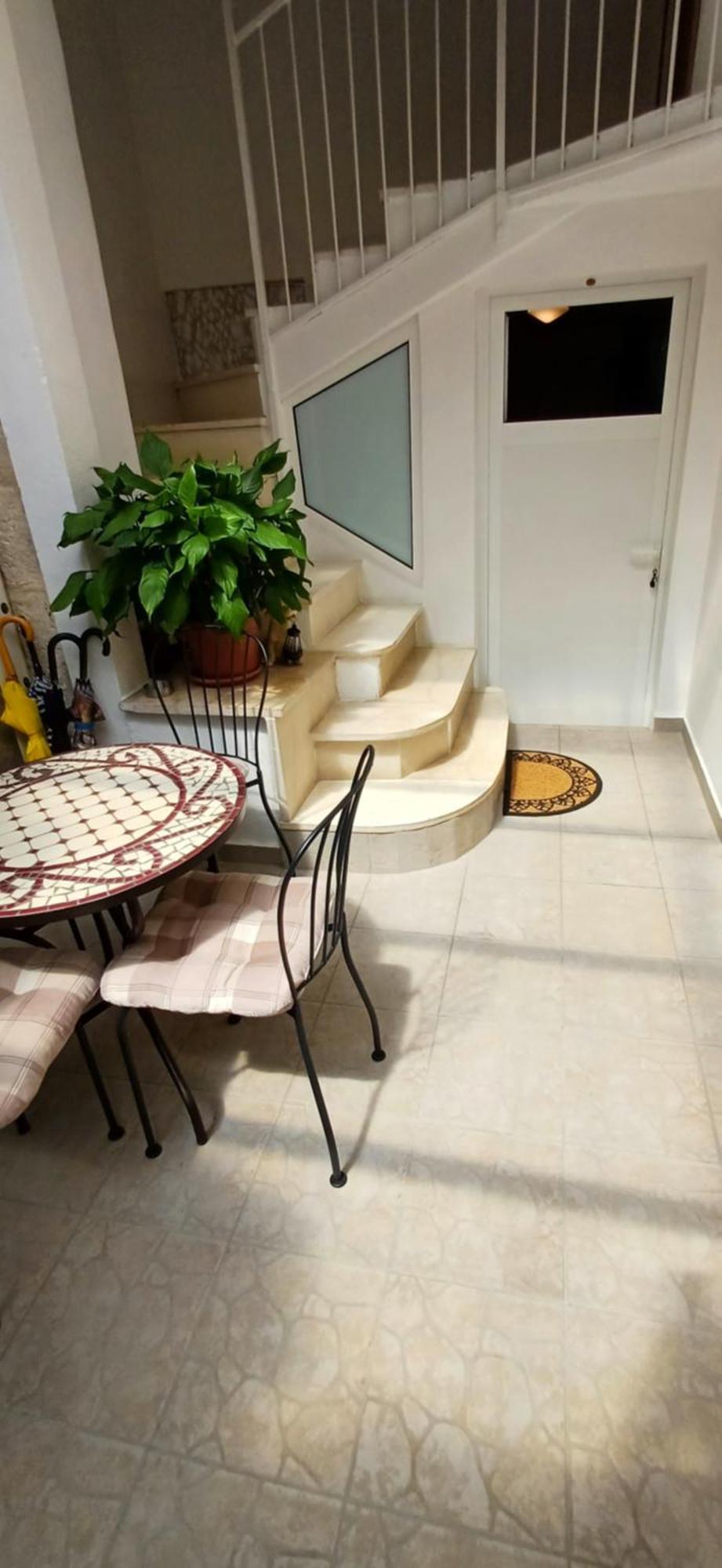 Ivica Apartment *