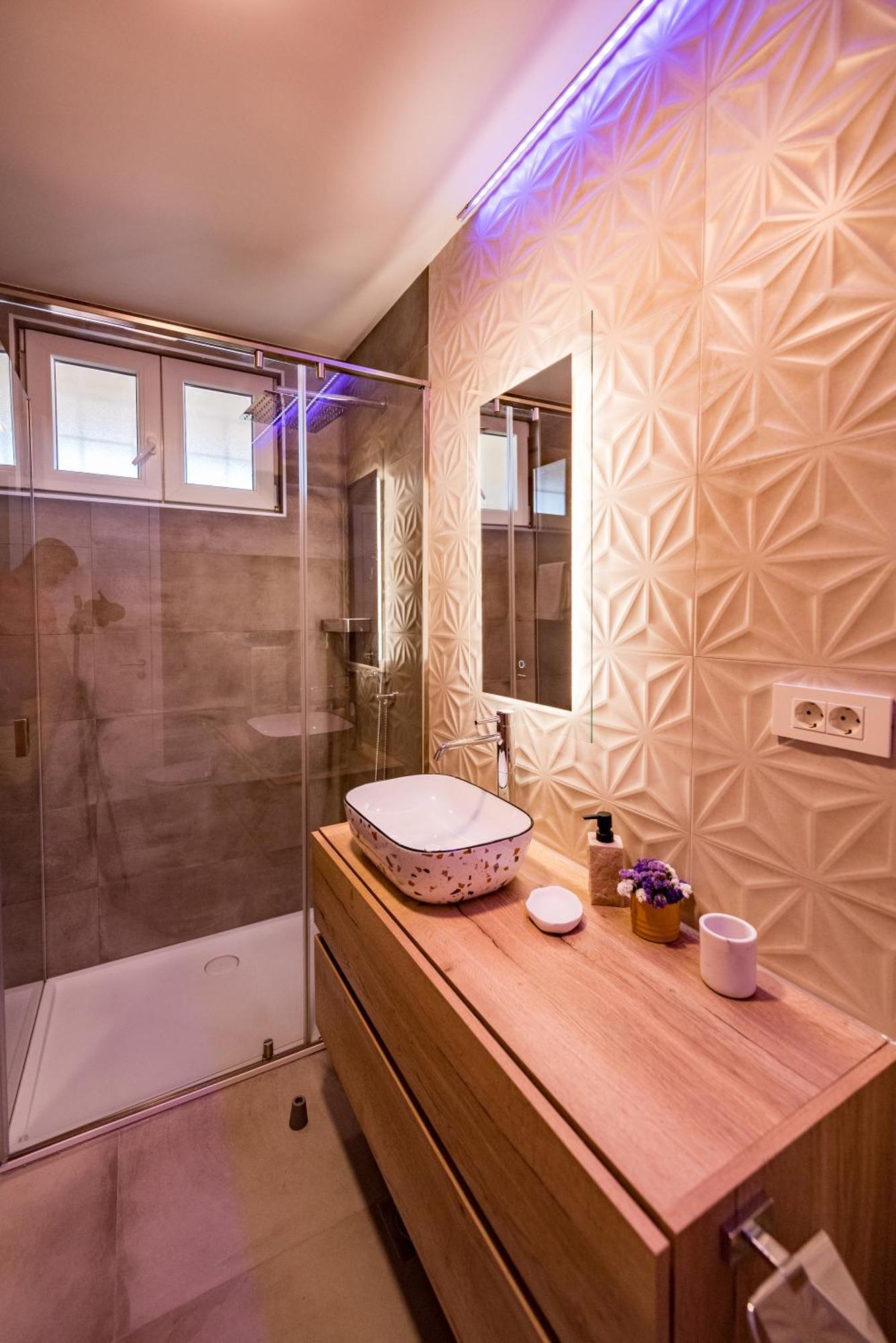 Penthouse With View In Center Apartman