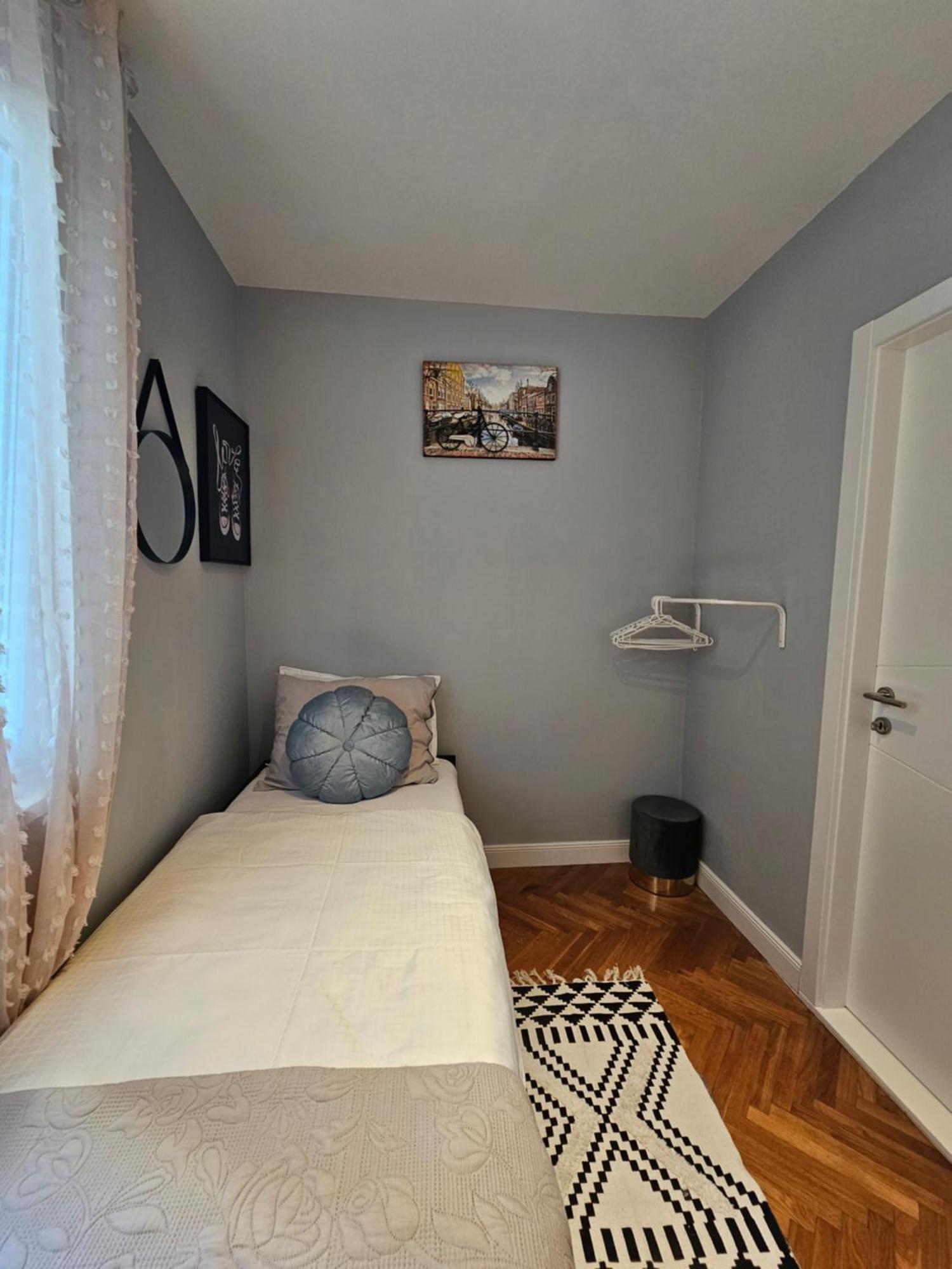 Luxe Apartment *