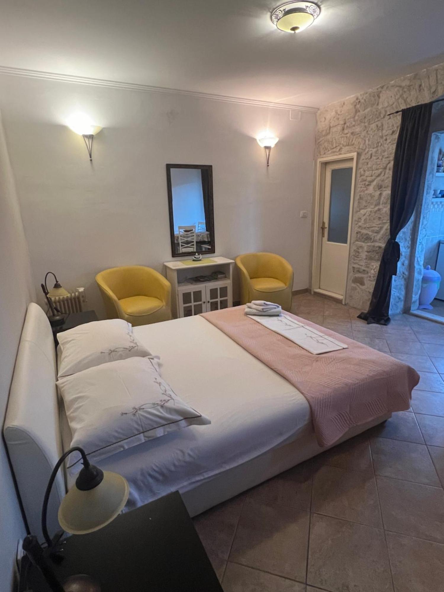 Apartman Devivi *