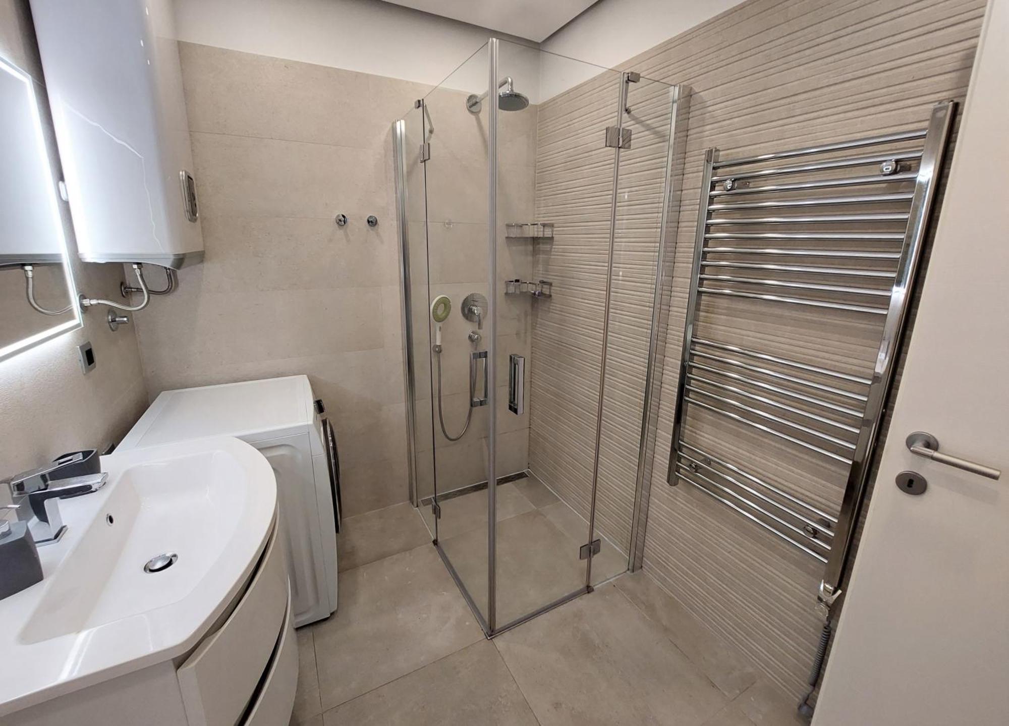 Hestia 3 Bdr Apartment
